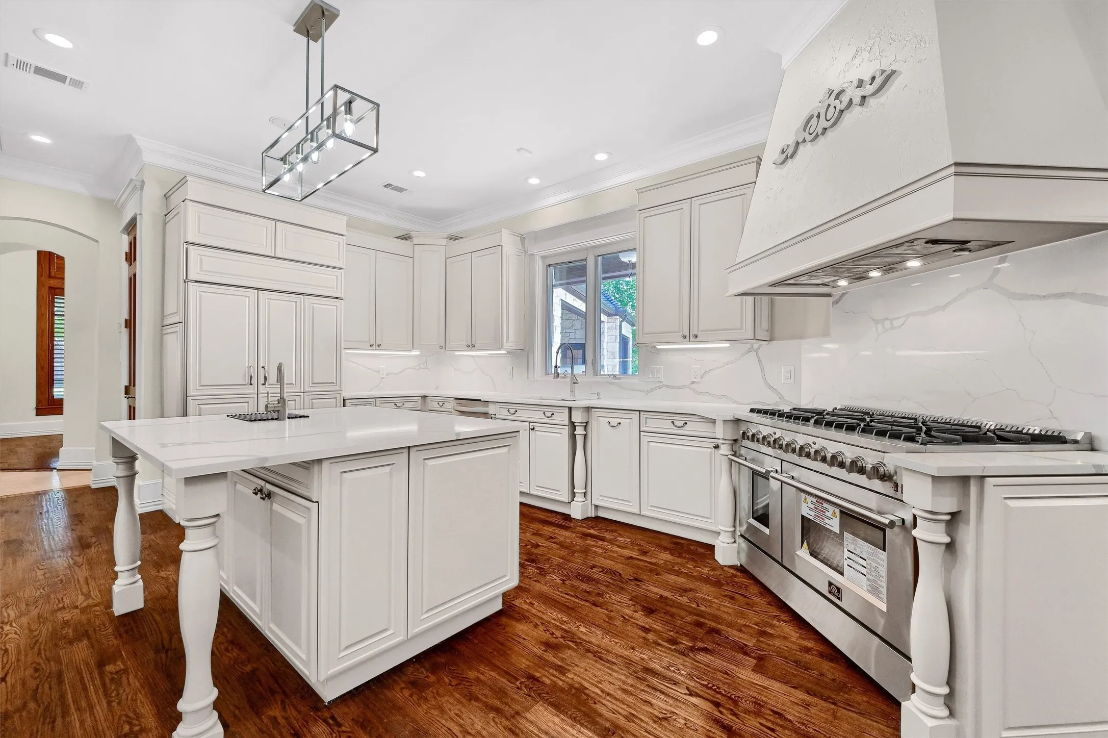 Single Family Residence For Sale in Grayson County , 2910 Wellington Drive, Sherman, Texas 75092, 5 Bedroom, 6 Bathroom, 5 Garage spaces, 4,679 Sqft, built in 1998, mls#21235417, Real Estate Agent in Sherman, Homes For Sale in Grayson county, Homes For Sale in Sherman, Realtor in Sherman Texas, Real Estate Brokerage Independent Realty Texas, Luminita Cordes Realtor