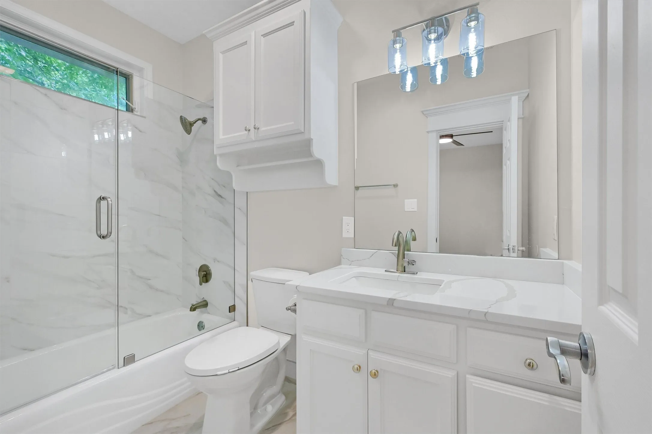Single Family Residence For Sale in Grayson County , 2910 Wellington Drive, Sherman, Texas 75092, 5 Bedroom, 6 Bathroom, 5 Garage spaces, 4,679 Sqft, built in 1998, mls#21235417, Real Estate Agent in Sherman, Homes For Sale in Grayson county, Homes For Sale in Sherman, Realtor in Sherman Texas, Real Estate Brokerage Independent Realty Texas, Luminita Cordes Realtor