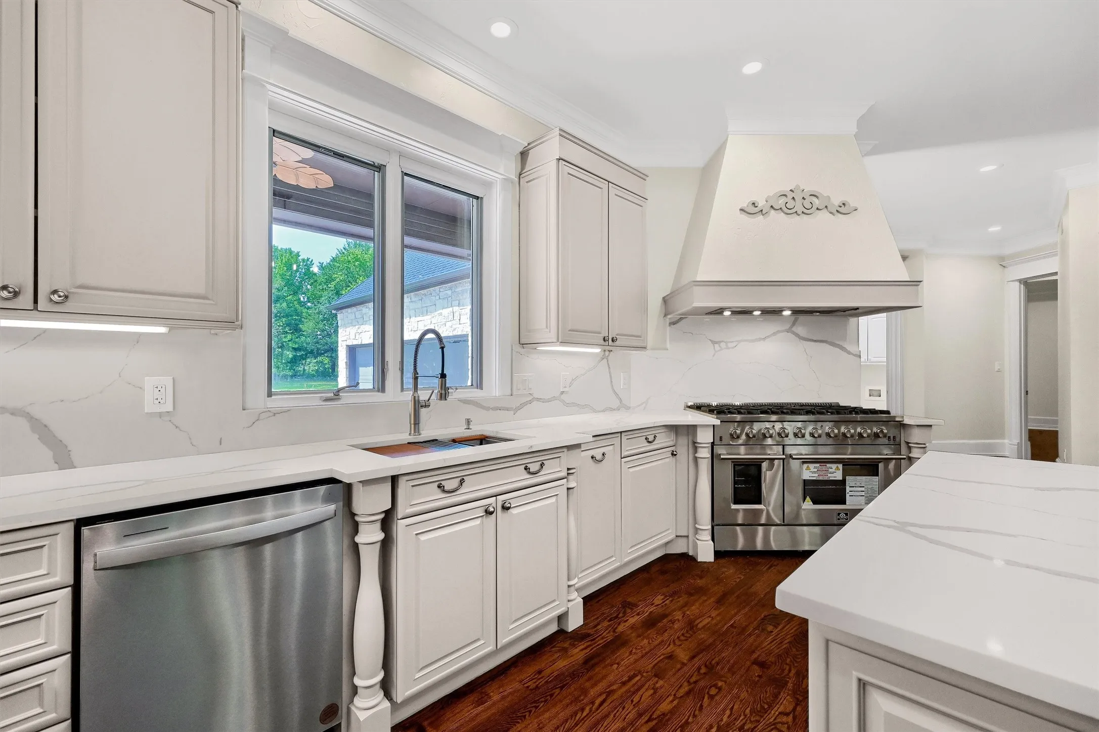 Single Family Residence For Sale in Grayson County , 2910 Wellington Drive, Sherman, Texas 75092, 5 Bedroom, 6 Bathroom, 5 Garage spaces, 4,679 Sqft, built in 1998, mls#21235417, Real Estate Agent in Sherman, Homes For Sale in Grayson county, Homes For Sale in Sherman, Realtor in Sherman Texas, Real Estate Brokerage Independent Realty Texas, Luminita Cordes Realtor