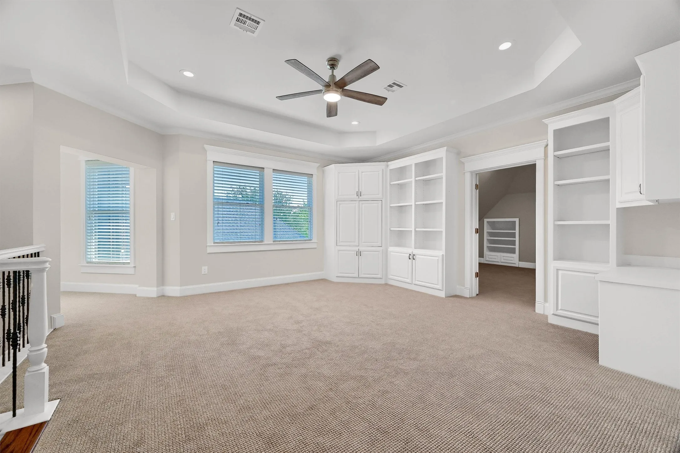 Single Family Residence For Sale in Grayson County , 2910 Wellington Drive, Sherman, Texas 75092, 5 Bedroom, 6 Bathroom, 5 Garage spaces, 4,679 Sqft, built in 1998, mls#21235417, Real Estate Agent in Sherman, Homes For Sale in Grayson county, Homes For Sale in Sherman, Realtor in Sherman Texas, Real Estate Brokerage Independent Realty Texas, Luminita Cordes Realtor