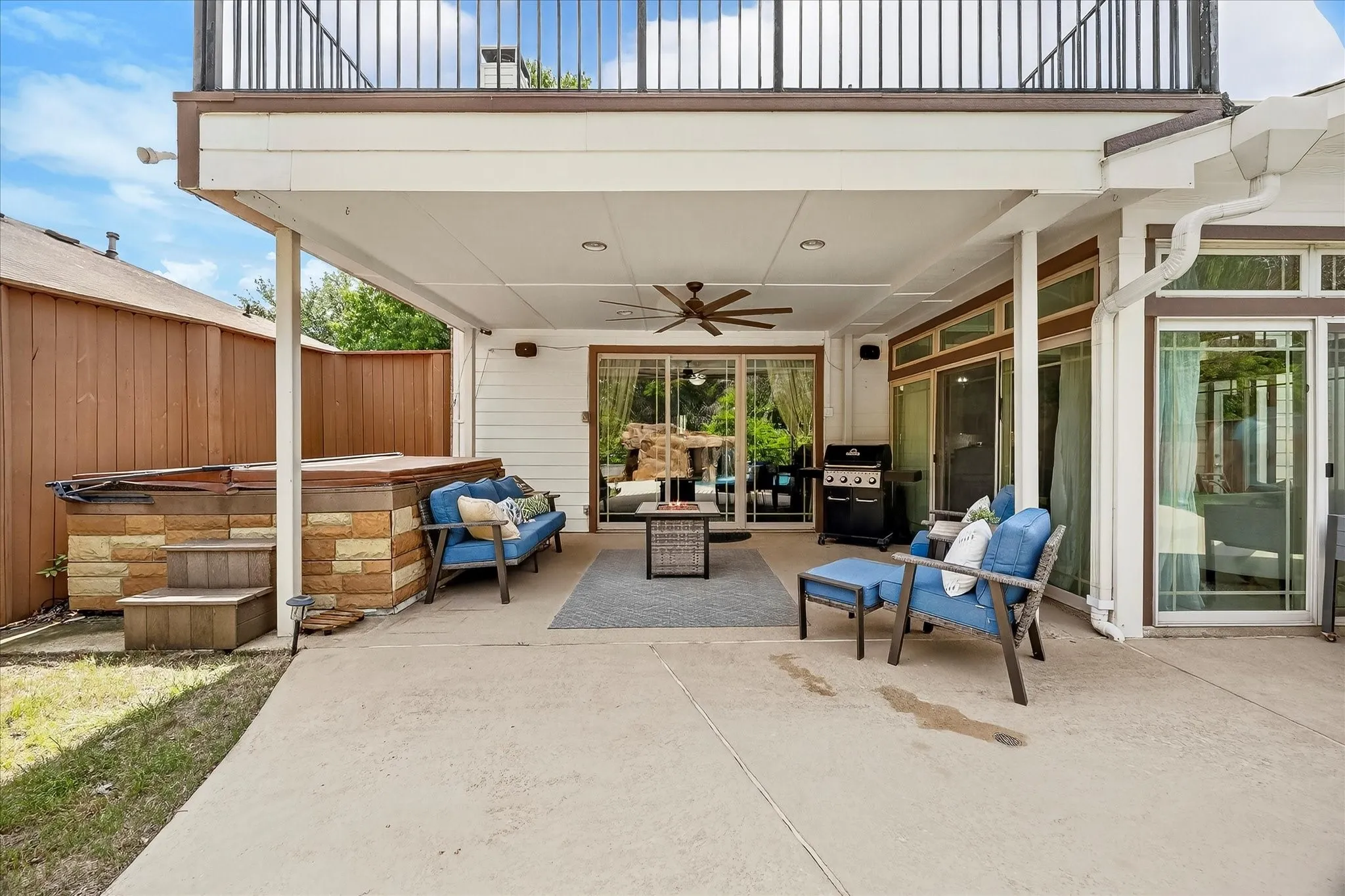 Room for your pool party here!