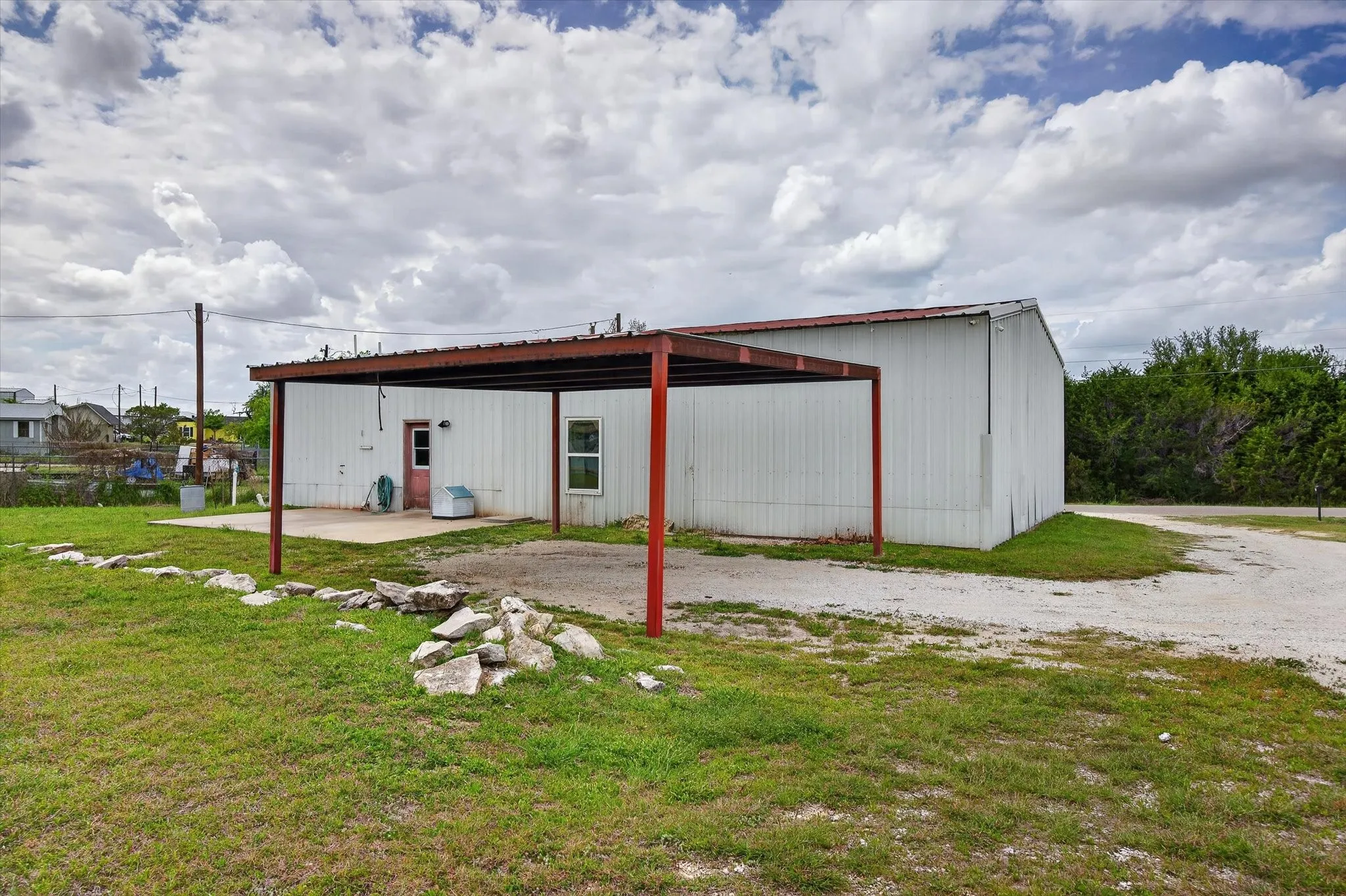 Warehouse For Sale in Hood County , 721 Comanche Cove Drive, Granbury, Texas 76048, 0, 0, Garage spaces, 0 Sqft, built in 2004, Preowned, mls#21233241, Real Estate Agent in Granbury, Homes For Sale in Hood county, Homes For Sale in Granbury, Realtor in Granbury Texas, Real Estate Brokerage Independent Realty Texas, Luminita Cordes Realtor