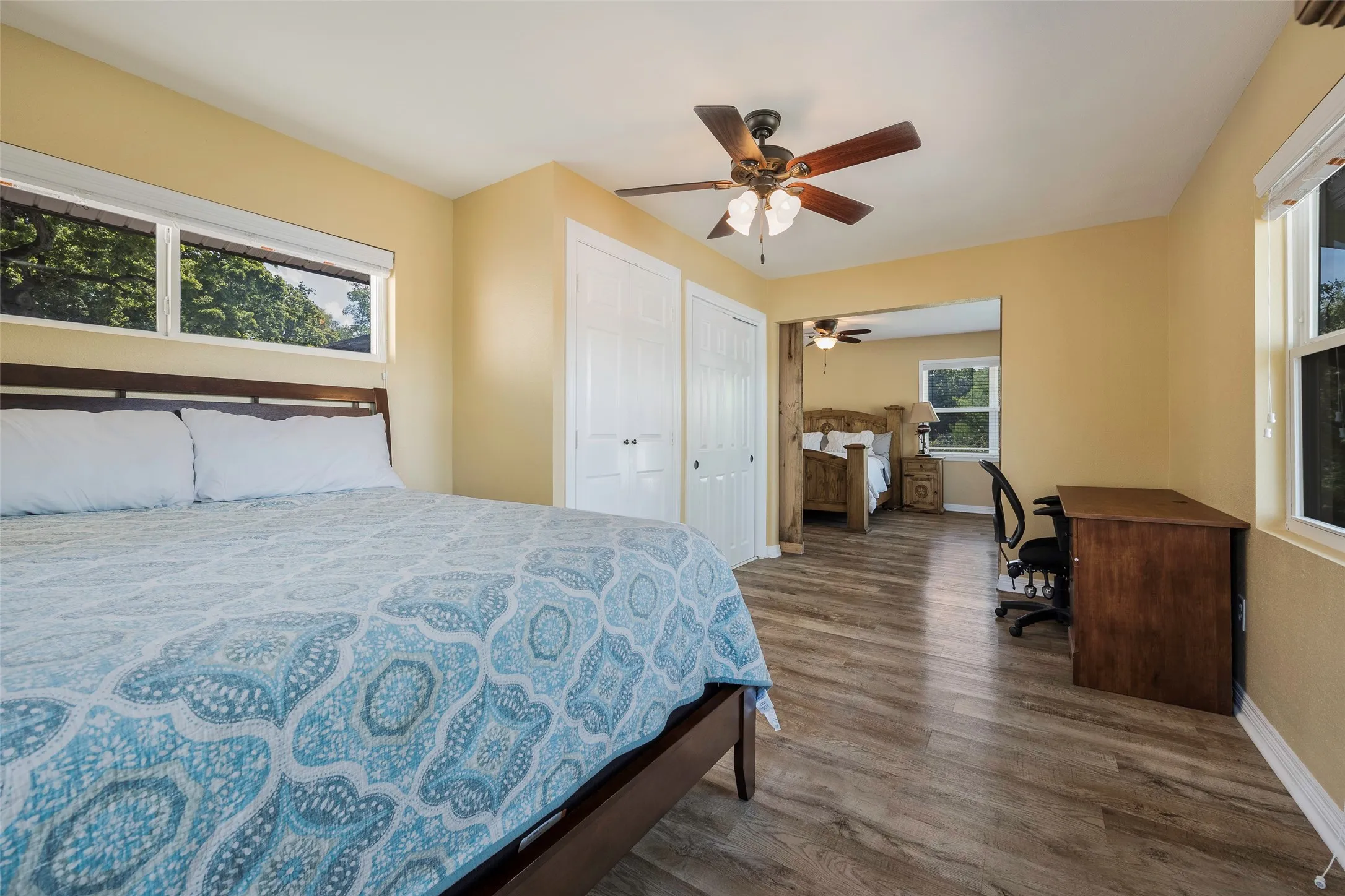 Single Family Residence For Sale in Henderson County , 256 Whispering Oaks Trail, Payne Springs, Texas 75156, 4 Bedroom, 2 Bathroom, 2 Garage spaces, 2,416 Sqft, built in 1962, Preowned, mls#21230704, Real Estate Agent in Payne Springs, Homes For Sale in Henderson county, Homes For Sale in Payne Springs, Realtor in Payne Springs Texas, Real Estate Brokerage Independent Realty Texas, Luminita Cordes Realtor