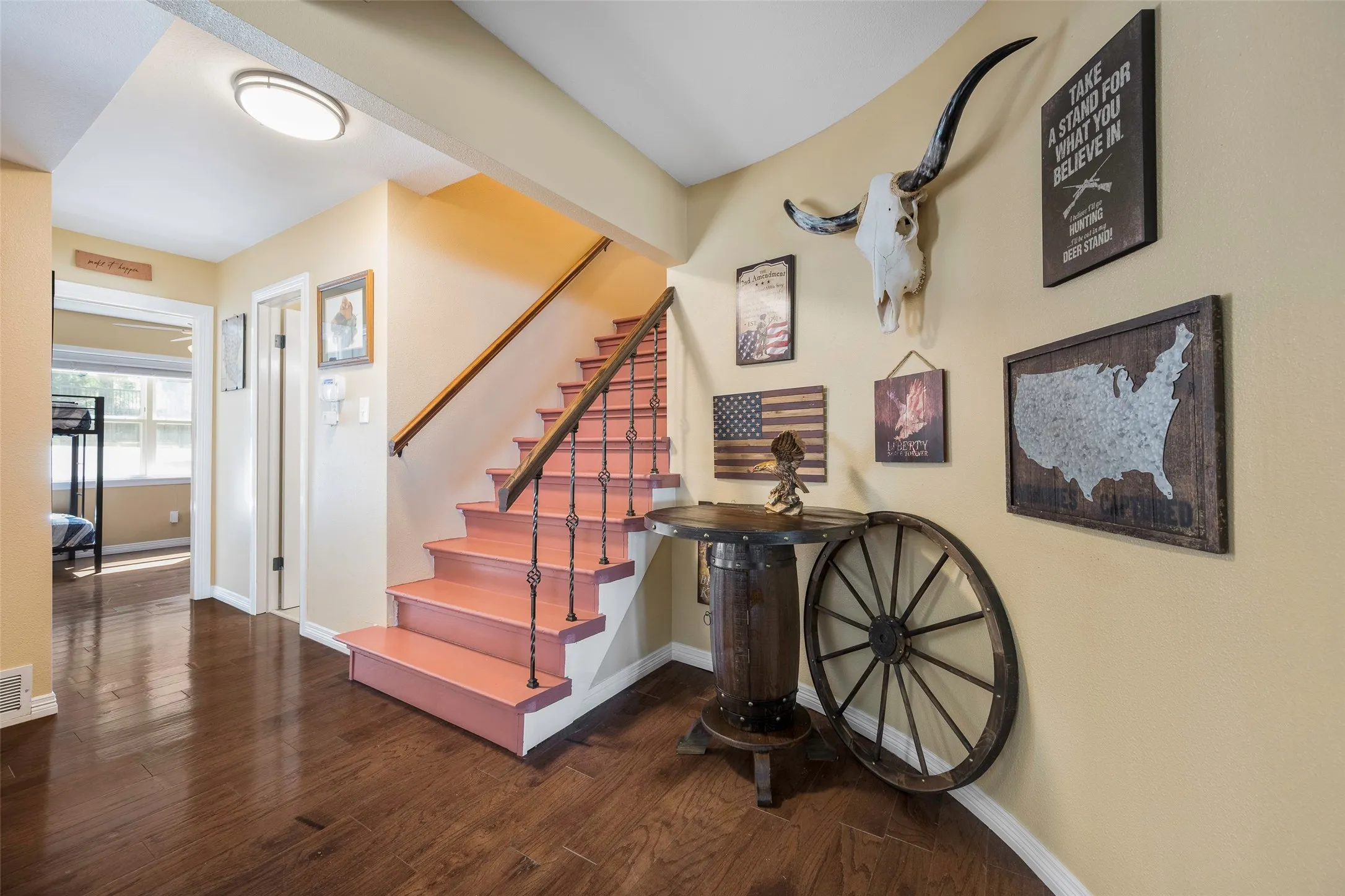 Single Family Residence For Sale in Henderson County , 256 Whispering Oaks Trail, Payne Springs, Texas 75156, 4 Bedroom, 2 Bathroom, 2 Garage spaces, 2,416 Sqft, built in 1962, Preowned, mls#21230704, Real Estate Agent in Payne Springs, Homes For Sale in Henderson county, Homes For Sale in Payne Springs, Realtor in Payne Springs Texas, Real Estate Brokerage Independent Realty Texas, Luminita Cordes Realtor