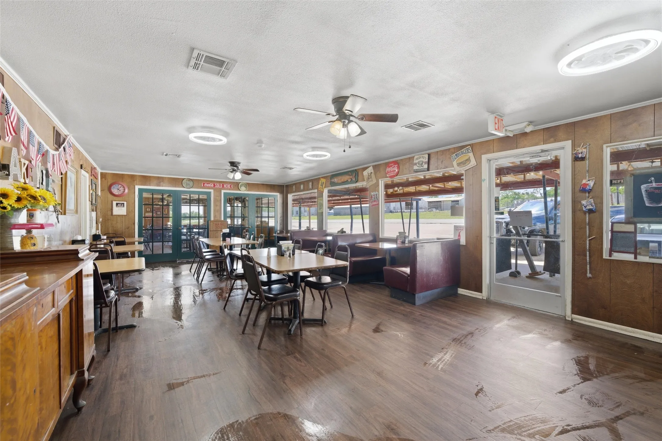 Business For Sale in Falls County , 1008 N Bus Hwy 6, Marlin, Texas 76661, 0, 0, Garage spaces, 0 Sqft, built in 0, Preowned, mls#21233065, Real Estate Agent in Marlin, Homes For Sale in Falls county, Homes For Sale in Marlin, Realtor in Marlin Texas, Real Estate Brokerage Independent Realty Texas, Luminita Cordes Realtor