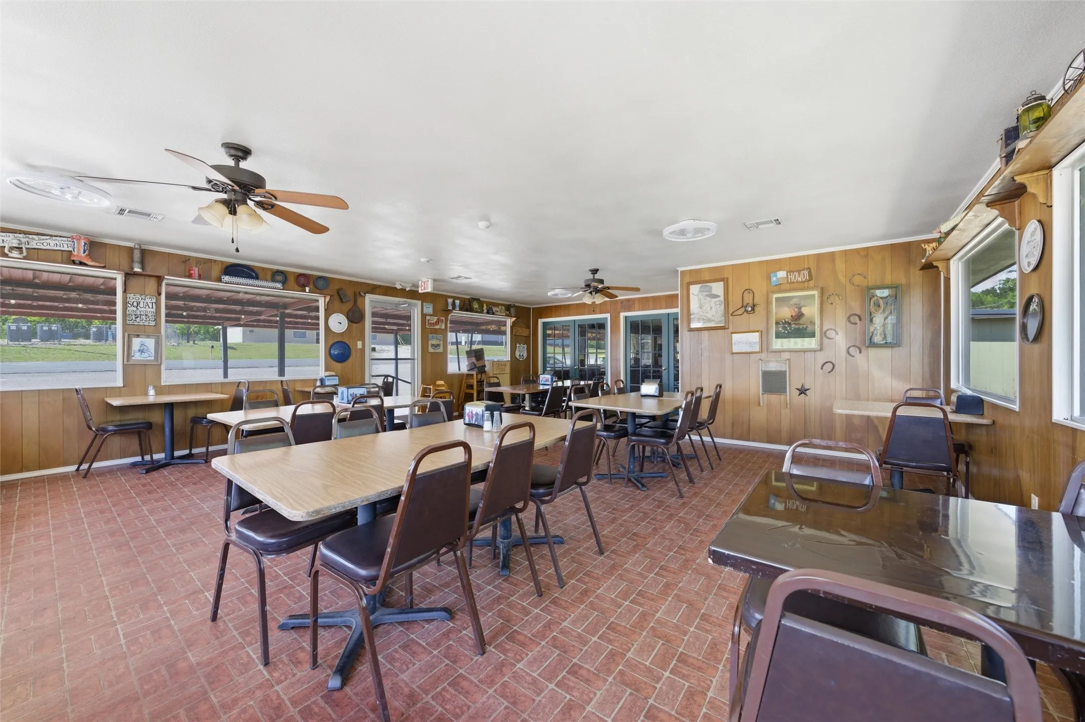 Business For Sale in Falls County , 1008 N Bus Hwy 6, Marlin, Texas 76661, 0, 0, Garage spaces, 0 Sqft, built in 0, Preowned, mls#21233065, Real Estate Agent in Marlin, Homes For Sale in Falls county, Homes For Sale in Marlin, Realtor in Marlin Texas, Real Estate Brokerage Independent Realty Texas, Luminita Cordes Realtor