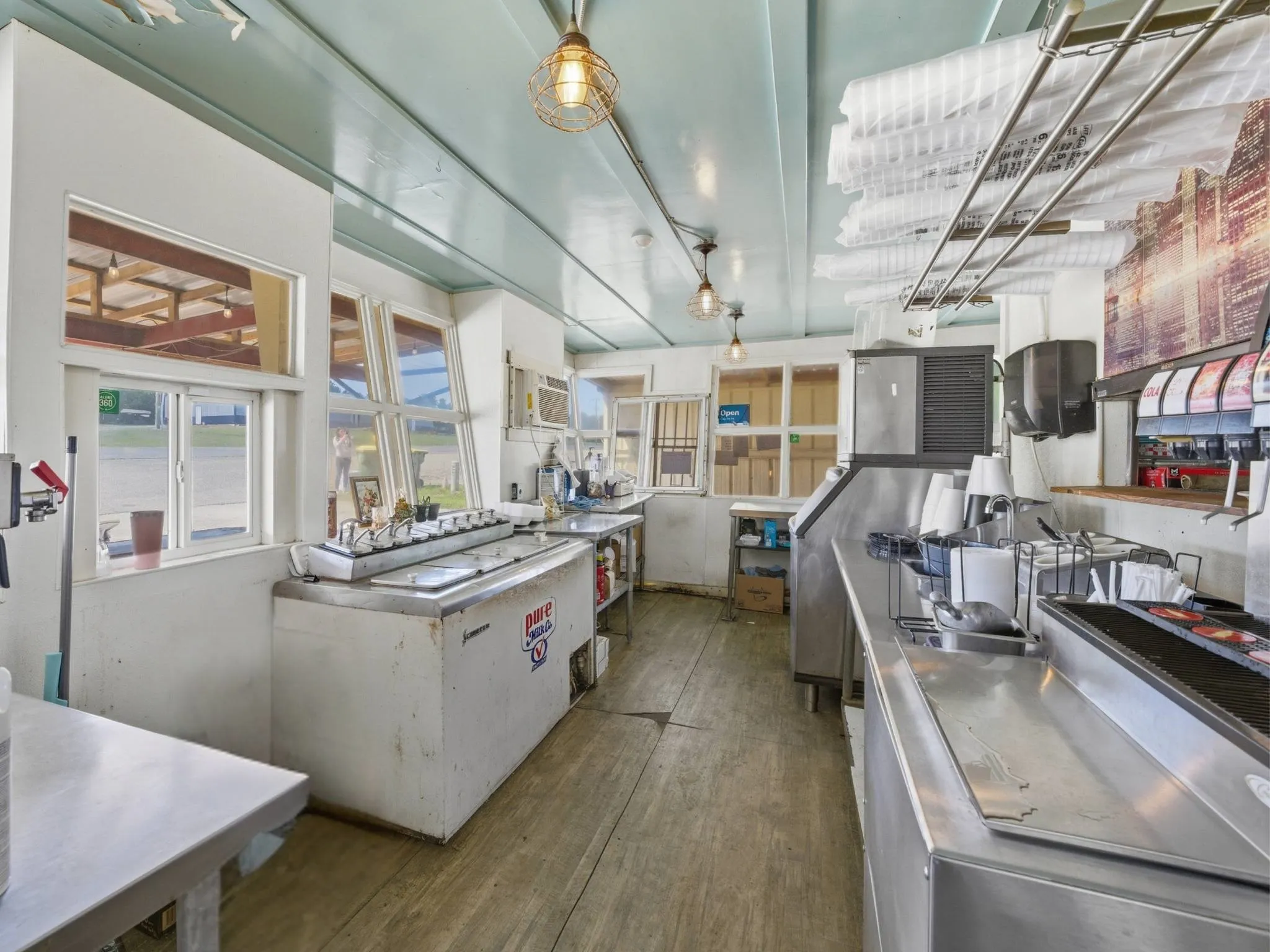 Business For Sale in Falls County , 1008 N Bus Hwy 6, Marlin, Texas 76661, 0, 0, Garage spaces, 0 Sqft, built in 0, Preowned, mls#21233065, Real Estate Agent in Marlin, Homes For Sale in Falls county, Homes For Sale in Marlin, Realtor in Marlin Texas, Real Estate Brokerage Independent Realty Texas, Luminita Cordes Realtor