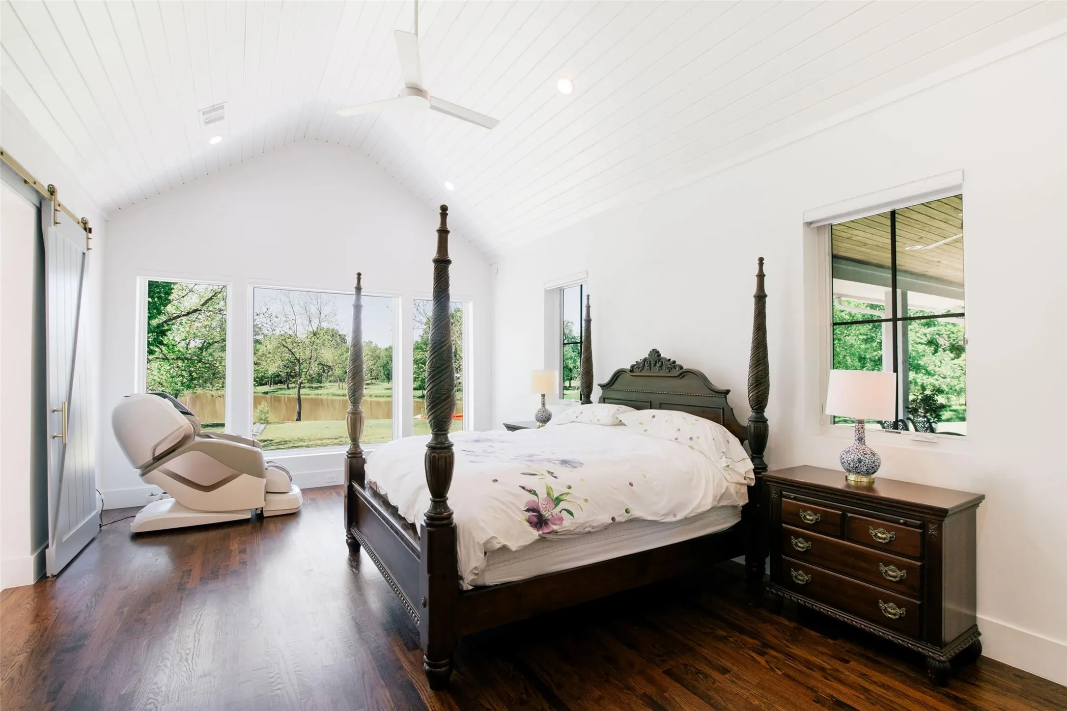 Single Family Residence For Sale in Denton County , 9325 Fm 428, Aubrey, Texas 76227, 4 Bedroom, 4 Bathroom, 3 Garage spaces, 4,297 Sqft, built in 2022, Preowned, mls#21235502, Real Estate Agent in Aubrey, Homes For Sale in Denton county, Homes For Sale in Aubrey, Realtor in Aubrey Texas, Real Estate Brokerage Independent Realty Texas, Luminita Cordes Realtor