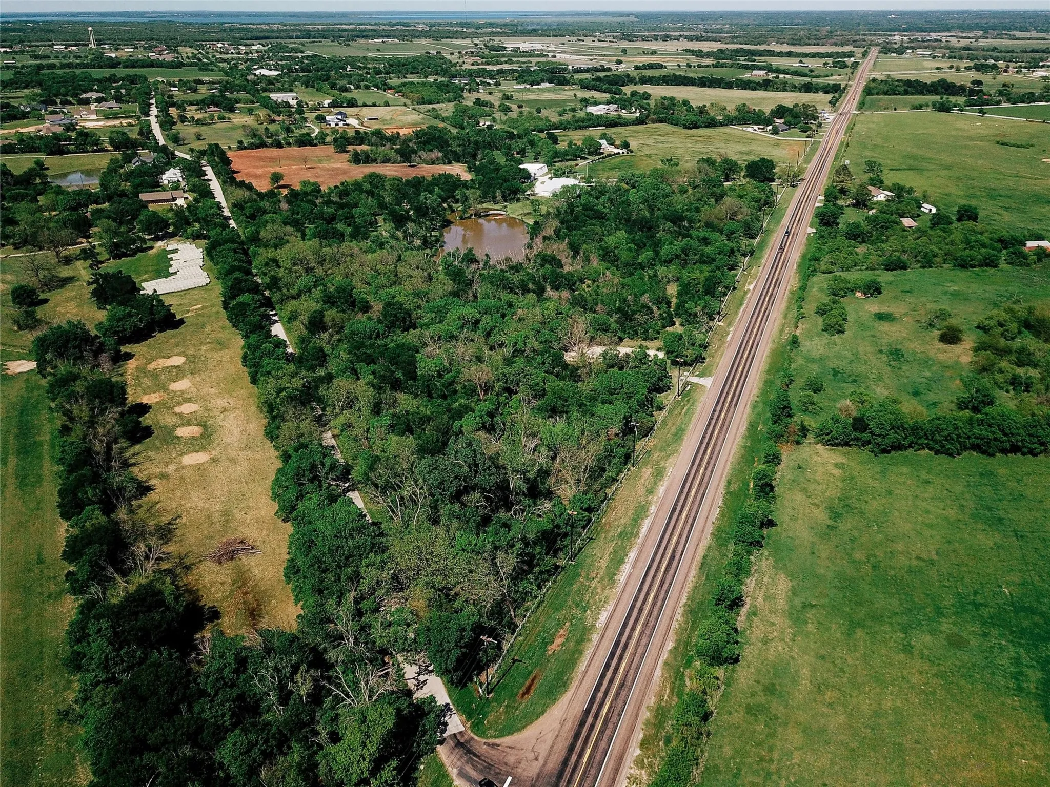 Single Family Residence For Sale in Denton County , 9325 Fm 428, Aubrey, Texas 76227, 4 Bedroom, 4 Bathroom, 3 Garage spaces, 4,297 Sqft, built in 2022, Preowned, mls#21235502, Real Estate Agent in Aubrey, Homes For Sale in Denton county, Homes For Sale in Aubrey, Realtor in Aubrey Texas, Real Estate Brokerage Independent Realty Texas, Luminita Cordes Realtor