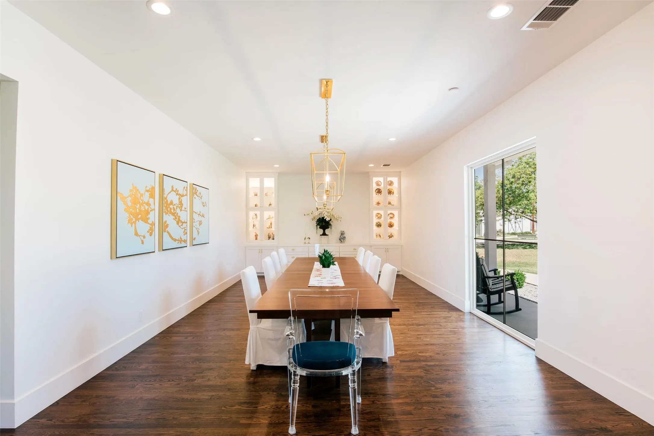 Single Family Residence For Sale in Denton County , 9325 Fm 428, Aubrey, Texas 76227, 4 Bedroom, 4 Bathroom, 3 Garage spaces, 4,297 Sqft, built in 2022, Preowned, mls#21235502, Real Estate Agent in Aubrey, Homes For Sale in Denton county, Homes For Sale in Aubrey, Realtor in Aubrey Texas, Real Estate Brokerage Independent Realty Texas, Luminita Cordes Realtor