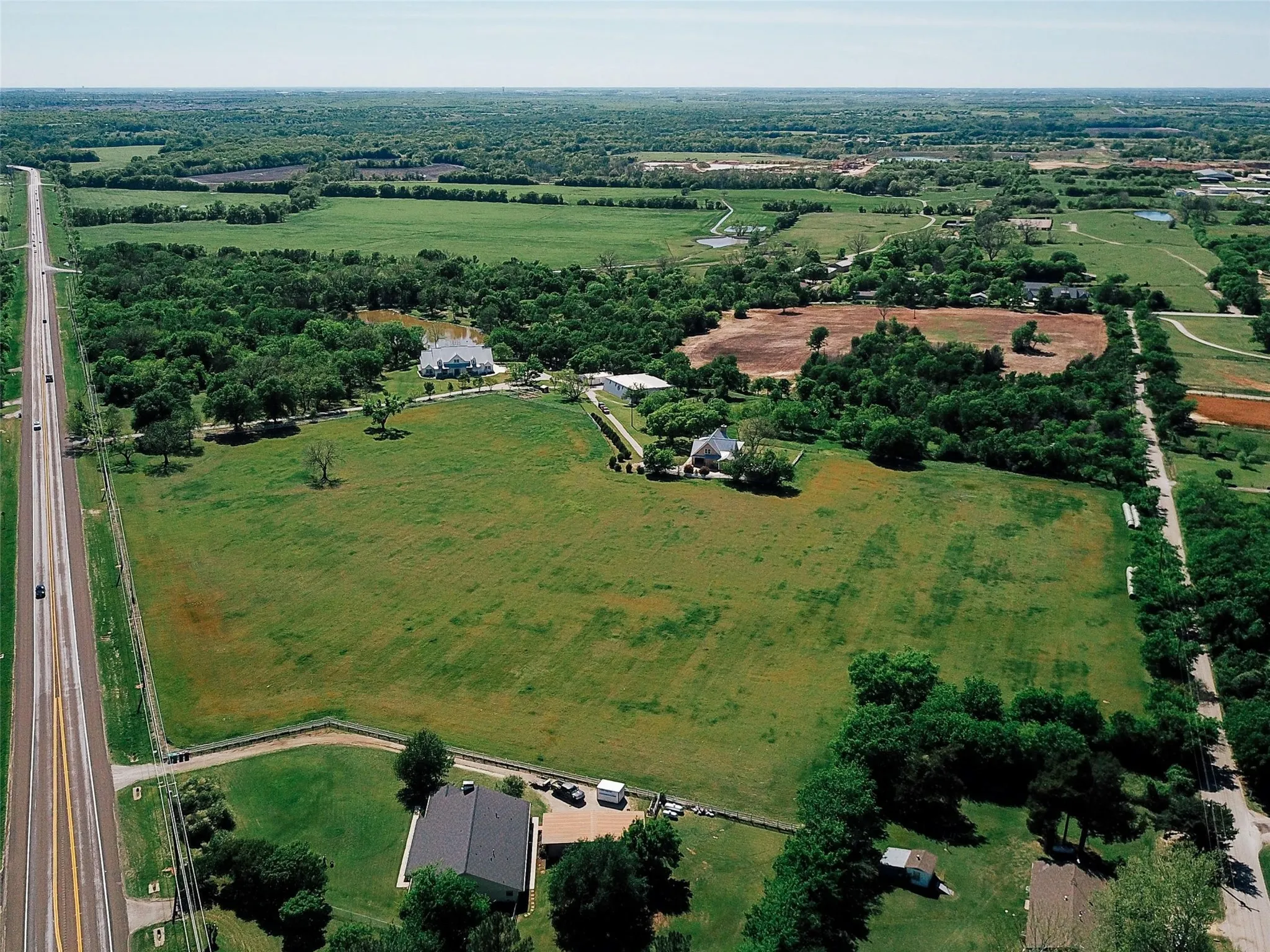 Single Family Residence For Sale in Denton County , 9325 Fm 428, Aubrey, Texas 76227, 4 Bedroom, 4 Bathroom, 3 Garage spaces, 4,297 Sqft, built in 2022, Preowned, mls#21235502, Real Estate Agent in Aubrey, Homes For Sale in Denton county, Homes For Sale in Aubrey, Realtor in Aubrey Texas, Real Estate Brokerage Independent Realty Texas, Luminita Cordes Realtor