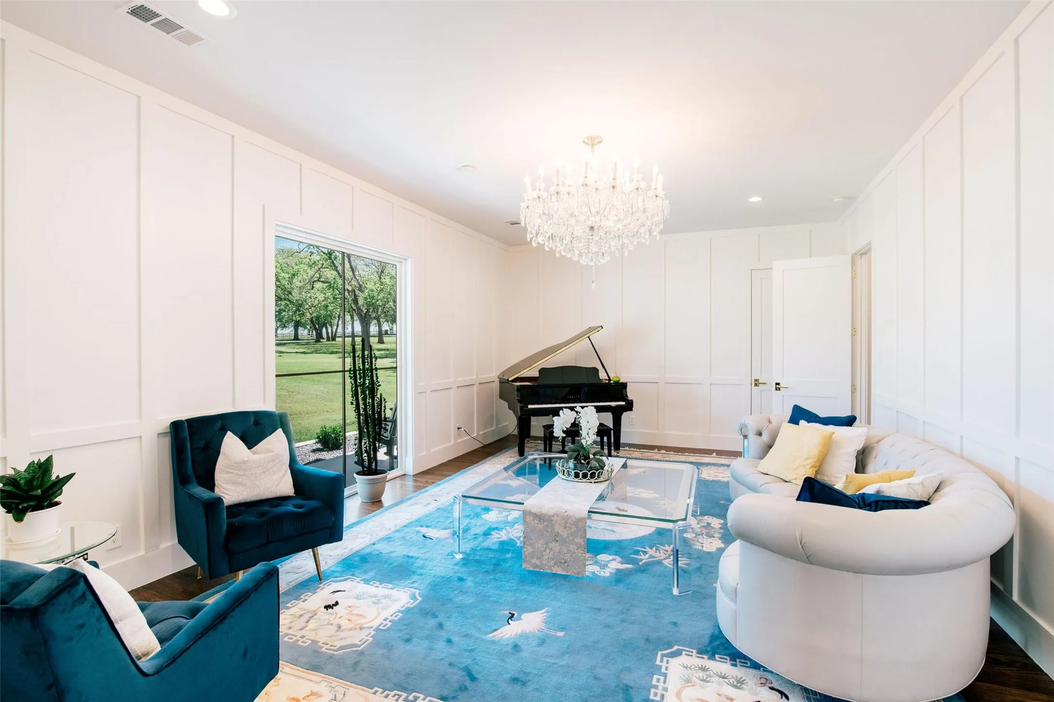 Single Family Residence For Sale in Denton County , 9325 Fm 428, Aubrey, Texas 76227, 4 Bedroom, 4 Bathroom, 3 Garage spaces, 4,297 Sqft, built in 2022, Preowned, mls#21235502, Real Estate Agent in Aubrey, Homes For Sale in Denton county, Homes For Sale in Aubrey, Realtor in Aubrey Texas, Real Estate Brokerage Independent Realty Texas, Luminita Cordes Realtor