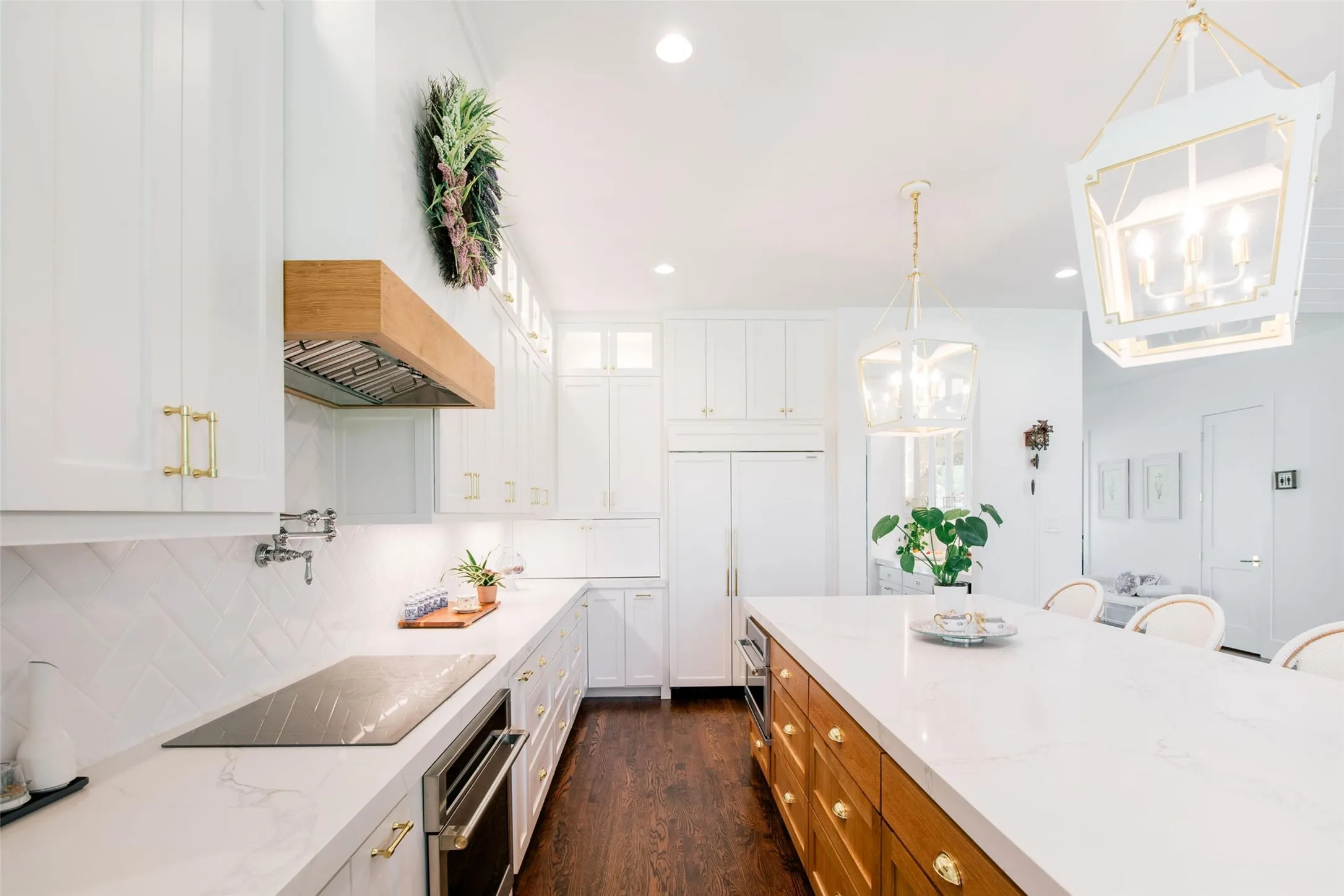 Single Family Residence For Sale in Denton County , 9325 Fm 428, Aubrey, Texas 76227, 4 Bedroom, 4 Bathroom, 3 Garage spaces, 4,297 Sqft, built in 2022, Preowned, mls#21235502, Real Estate Agent in Aubrey, Homes For Sale in Denton county, Homes For Sale in Aubrey, Realtor in Aubrey Texas, Real Estate Brokerage Independent Realty Texas, Luminita Cordes Realtor