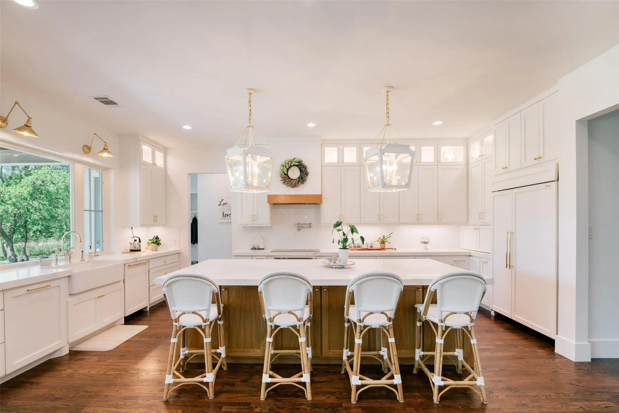 Single Family Residence For Sale in Denton County , 9325 Fm 428, Aubrey, Texas 76227, 4 Bedroom, 4 Bathroom, 3 Garage spaces, 4,297 Sqft, built in 2022, Preowned, mls#21235502, Real Estate Agent in Aubrey, Homes For Sale in Denton county, Homes For Sale in Aubrey, Realtor in Aubrey Texas, Real Estate Brokerage Independent Realty Texas, Luminita Cordes Realtor