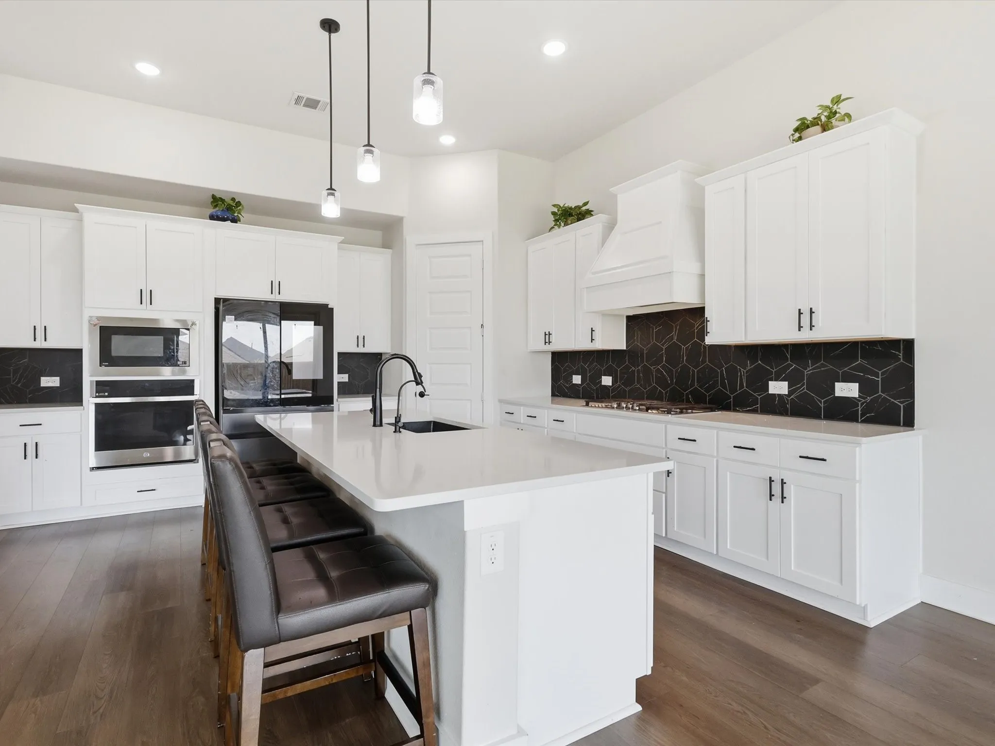 Single Family Residence For Sale in Denton County , 126 Nora Lane, Hickory Creek, Texas 75065, 5 Bedrooms, 3 Bathrooms, 2 Garage spaces, 3,230 Sqft, built in 2023, Preowned, Price $620,000, mls#21234999, Real Estate Agent in Hickory Creek, Homes For Sale in Denton county, Homes For Sale in Hickory Creek, Realtor in Hickory Creek Texas, Real Estate Brokerage Independent Realty Texas, Luminita Cordes Realtor