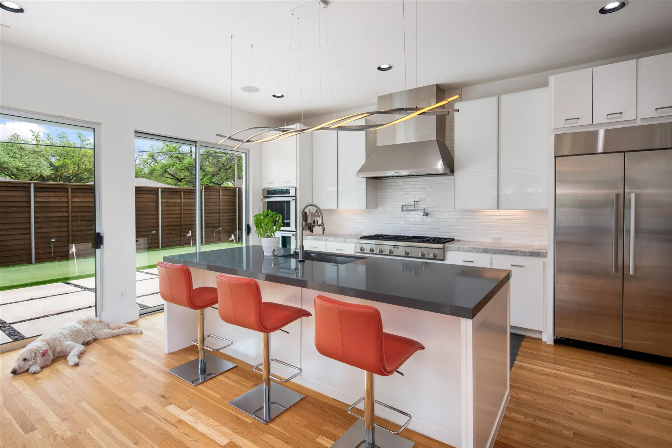 Single Family Residence For Sale in Dallas County , 5624 Williamstown Road, Dallas, Texas 75230, 5 Bedroom, 7 Bathroom, 3 Garage spaces, 6,496 Sqft, built in 2015, Preowned, mls#21235586, Real Estate Agent in Dallas, Homes For Sale in Dallas county, Homes For Sale in Dallas, Realtor in Dallas Texas, Real Estate Brokerage Independent Realty Texas, Luminita Cordes Realtor