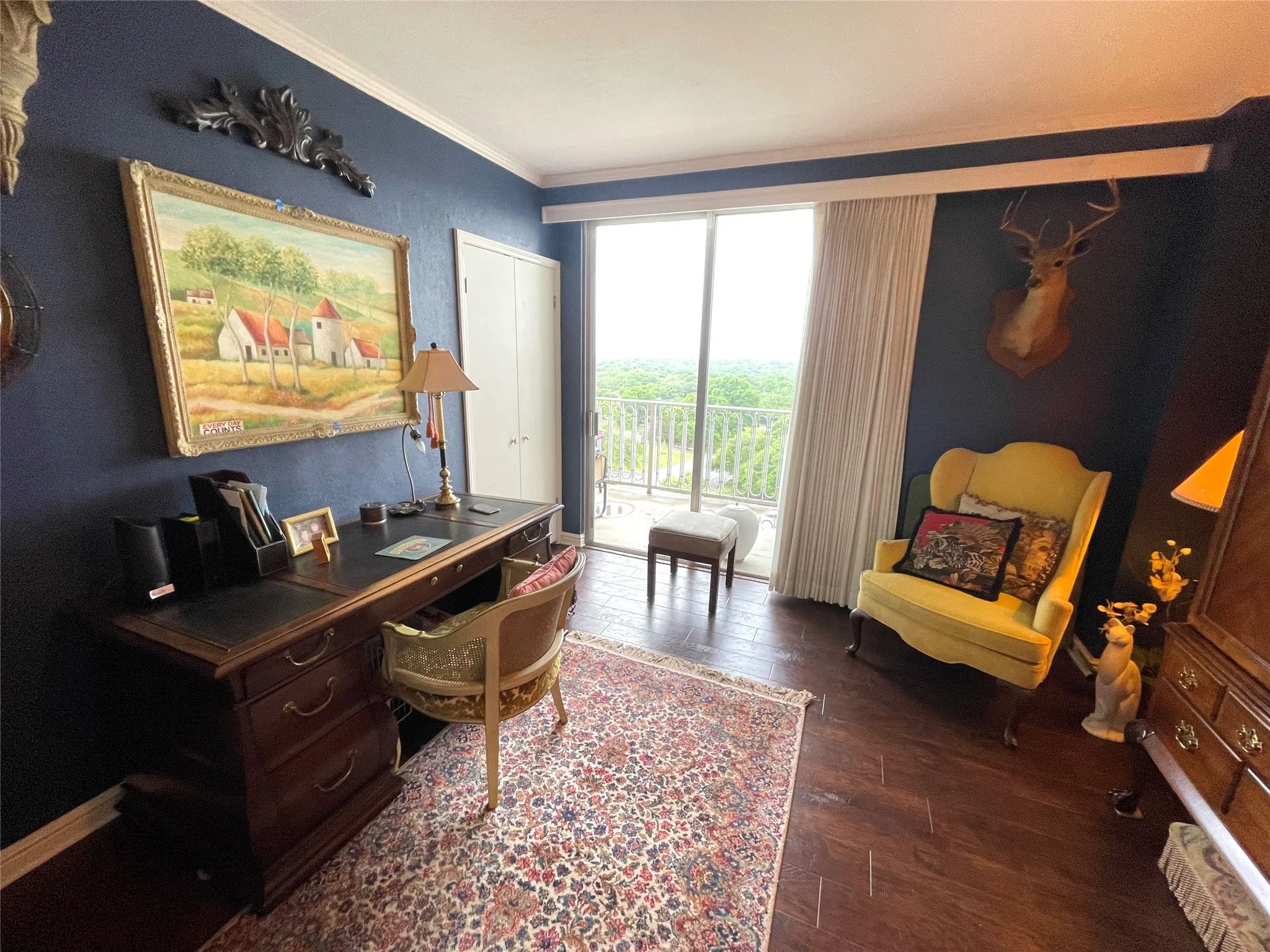 lake view bedroom 2 or office