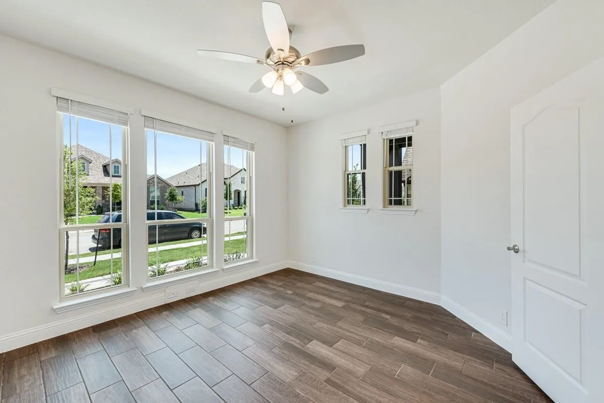 Single Family Residence For Sale in Kaufman County , 2133 Devonblue Drive, Forney, Texas 75126, 4 Bedroom, 3 Bathroom, 2 Garage spaces, 3,430 Sqft, built in 2022, Preowned, Price $425,000, mls#21234477, Real Estate Agent in Forney, Homes For Sale in Kaufman county, Homes For Sale in Forney, Realtor in Forney Texas, Real Estate Brokerage Independent Realty Texas, Luminita Cordes Realtor