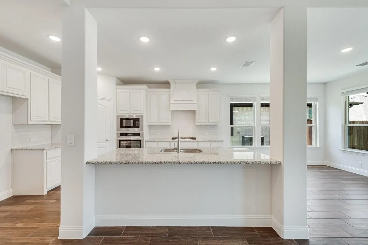 Single Family Residence For Sale in Kaufman County , 2133 Devonblue Drive, Forney, Texas 75126, 4 Bedroom, 3 Bathroom, 2 Garage spaces, 3,430 Sqft, built in 2022, Preowned, Price $425,000, mls#21234477, Real Estate Agent in Forney, Homes For Sale in Kaufman county, Homes For Sale in Forney, Realtor in Forney Texas, Real Estate Brokerage Independent Realty Texas, Luminita Cordes Realtor
