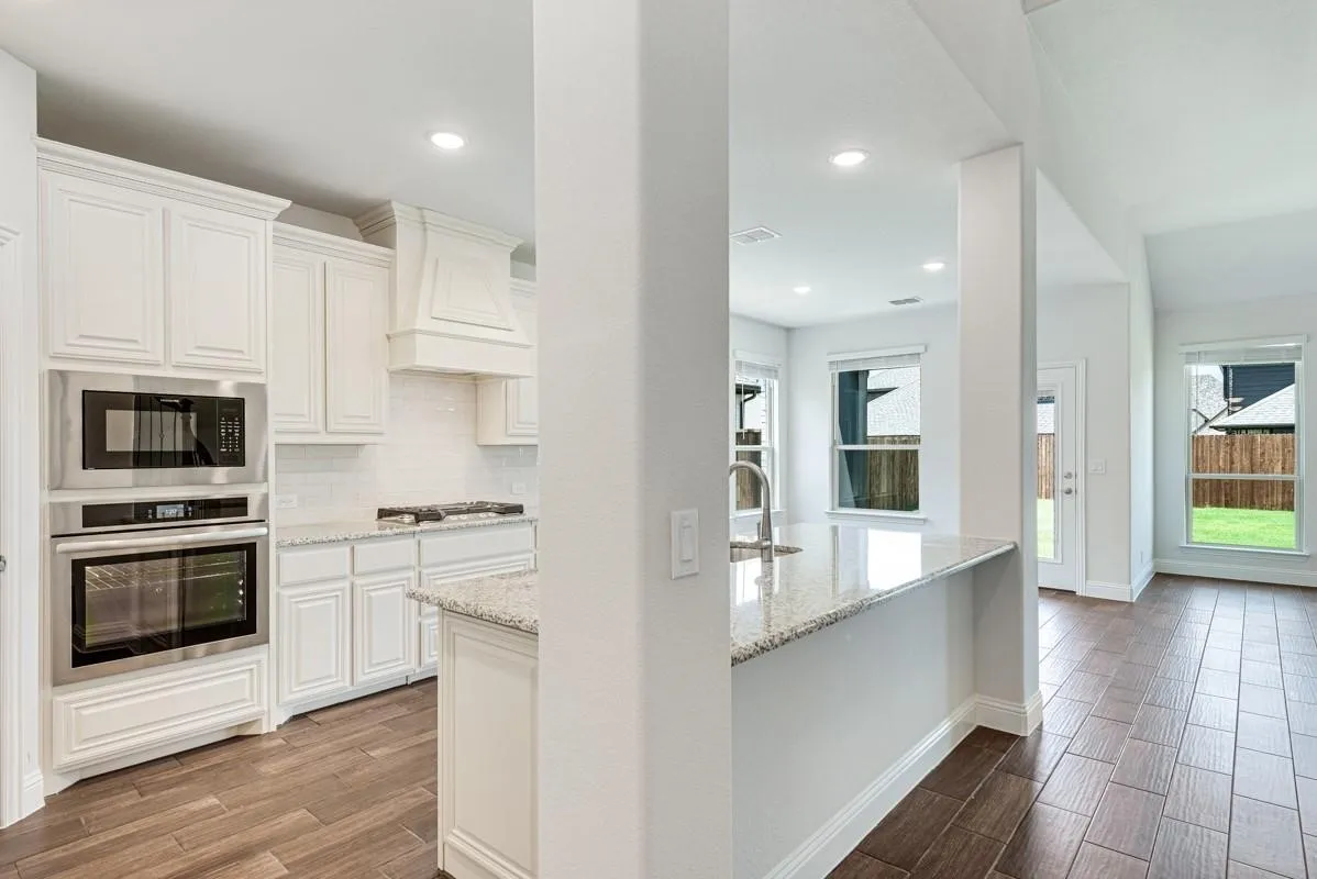 Single Family Residence For Sale in Kaufman County , 2133 Devonblue Drive, Forney, Texas 75126, 4 Bedroom, 3 Bathroom, 2 Garage spaces, 3,430 Sqft, built in 2022, Preowned, Price $425,000, mls#21234477, Real Estate Agent in Forney, Homes For Sale in Kaufman county, Homes For Sale in Forney, Realtor in Forney Texas, Real Estate Brokerage Independent Realty Texas, Luminita Cordes Realtor