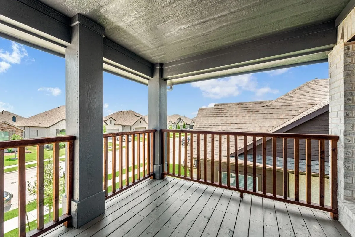Single Family Residence For Sale in Kaufman County , 2133 Devonblue Drive, Forney, Texas 75126, 4 Bedroom, 3 Bathroom, 2 Garage spaces, 3,430 Sqft, built in 2022, Preowned, Price $425,000, mls#21234477, Real Estate Agent in Forney, Homes For Sale in Kaufman county, Homes For Sale in Forney, Realtor in Forney Texas, Real Estate Brokerage Independent Realty Texas, Luminita Cordes Realtor