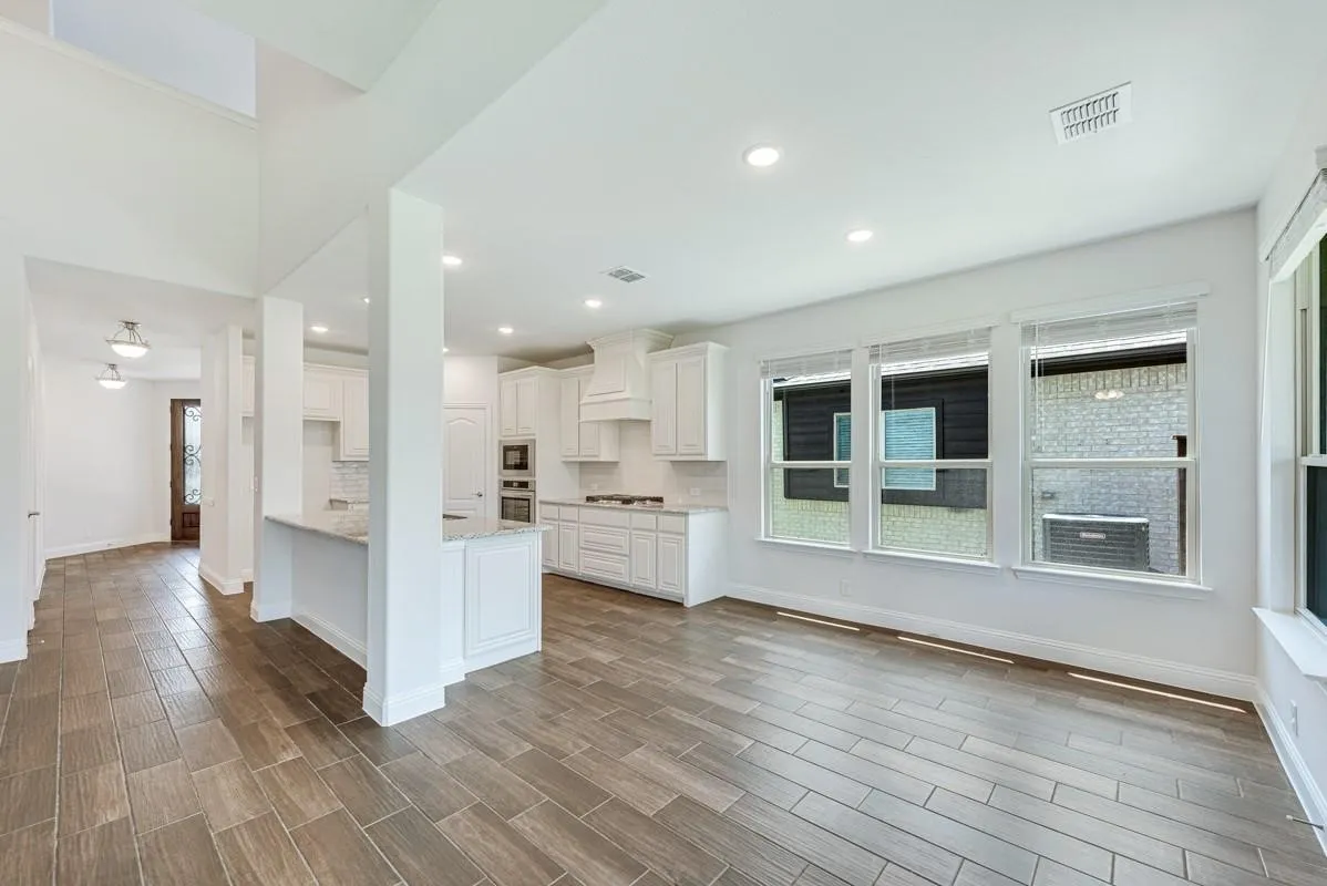 Single Family Residence For Sale in Kaufman County , 2133 Devonblue Drive, Forney, Texas 75126, 4 Bedroom, 3 Bathroom, 2 Garage spaces, 3,430 Sqft, built in 2022, Preowned, Price $425,000, mls#21234477, Real Estate Agent in Forney, Homes For Sale in Kaufman county, Homes For Sale in Forney, Realtor in Forney Texas, Real Estate Brokerage Independent Realty Texas, Luminita Cordes Realtor