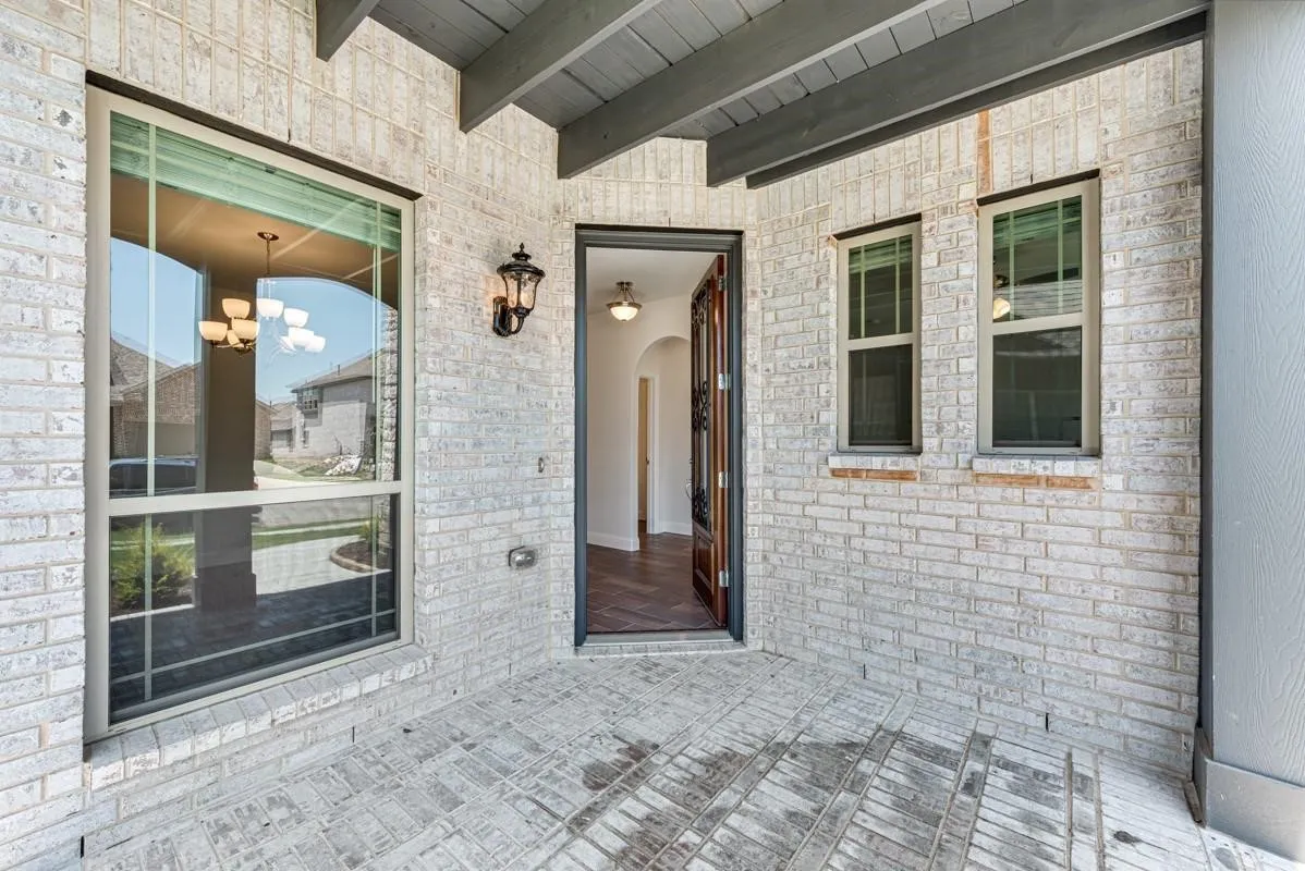 Single Family Residence For Sale in Kaufman County , 2133 Devonblue Drive, Forney, Texas 75126, 4 Bedroom, 3 Bathroom, 2 Garage spaces, 3,430 Sqft, built in 2022, Preowned, Price $425,000, mls#21234477, Real Estate Agent in Forney, Homes For Sale in Kaufman county, Homes For Sale in Forney, Realtor in Forney Texas, Real Estate Brokerage Independent Realty Texas, Luminita Cordes Realtor