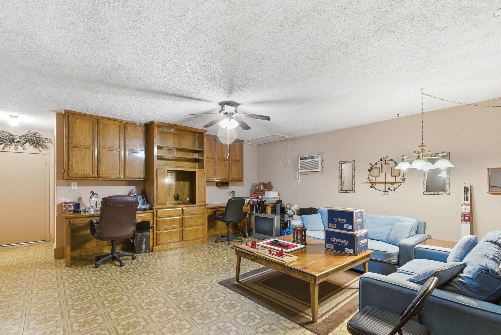 Single Family Residence For Sale in Stephens County , 2304 Sha Lane, Breckenridge, Texas 76424, 3 Bedroom, 2 Bathroom, Garage spaces, 2,108 Sqft, built in 1986, Price $225,000, mls#21234113, Real Estate Agent in Breckenridge, Homes For Sale in Stephens county, Homes For Sale in Breckenridge, Realtor in Breckenridge Texas, Real Estate Brokerage Independent Realty Texas, Luminita Cordes Realtor