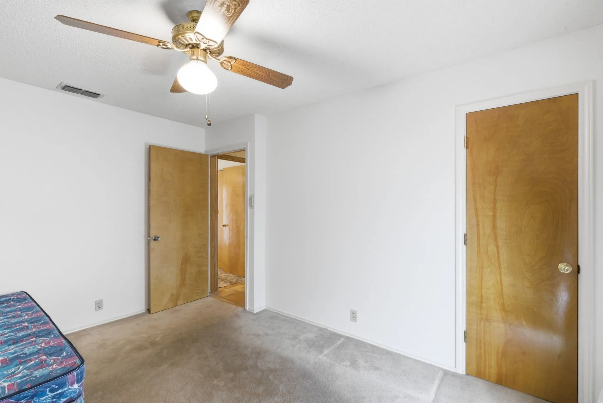 Single Family Residence For Sale in Stephens County , 2304 Sha Lane, Breckenridge, Texas 76424, 3 Bedroom, 2 Bathroom, Garage spaces, 2,108 Sqft, built in 1986, Price $225,000, mls#21234113, Real Estate Agent in Breckenridge, Homes For Sale in Stephens county, Homes For Sale in Breckenridge, Realtor in Breckenridge Texas, Real Estate Brokerage Independent Realty Texas, Luminita Cordes Realtor