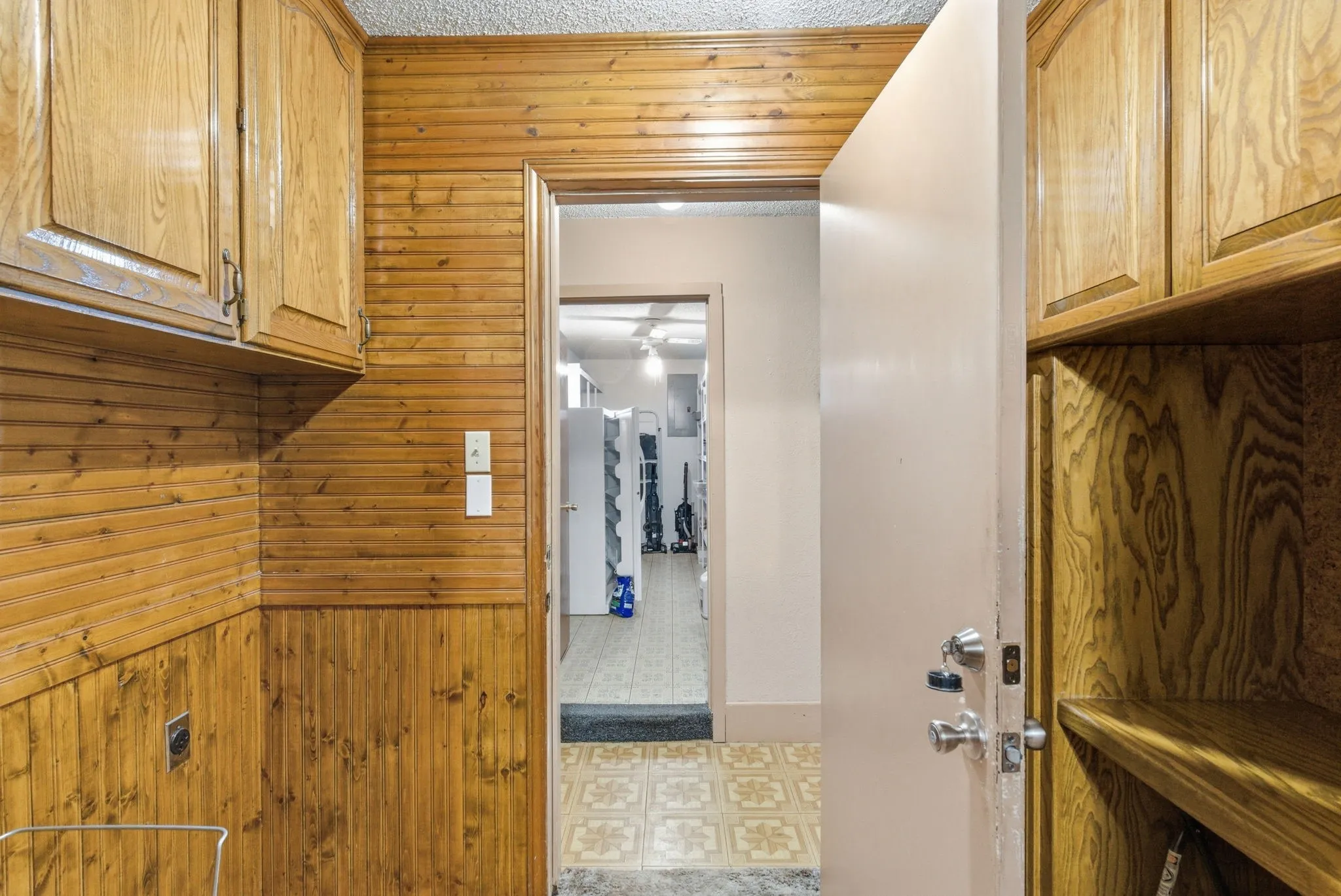 Single Family Residence For Sale in Stephens County , 2304 Sha Lane, Breckenridge, Texas 76424, 3 Bedroom, 2 Bathroom, Garage spaces, 2,108 Sqft, built in 1986, Price $225,000, mls#21234113, Real Estate Agent in Breckenridge, Homes For Sale in Stephens county, Homes For Sale in Breckenridge, Realtor in Breckenridge Texas, Real Estate Brokerage Independent Realty Texas, Luminita Cordes Realtor
