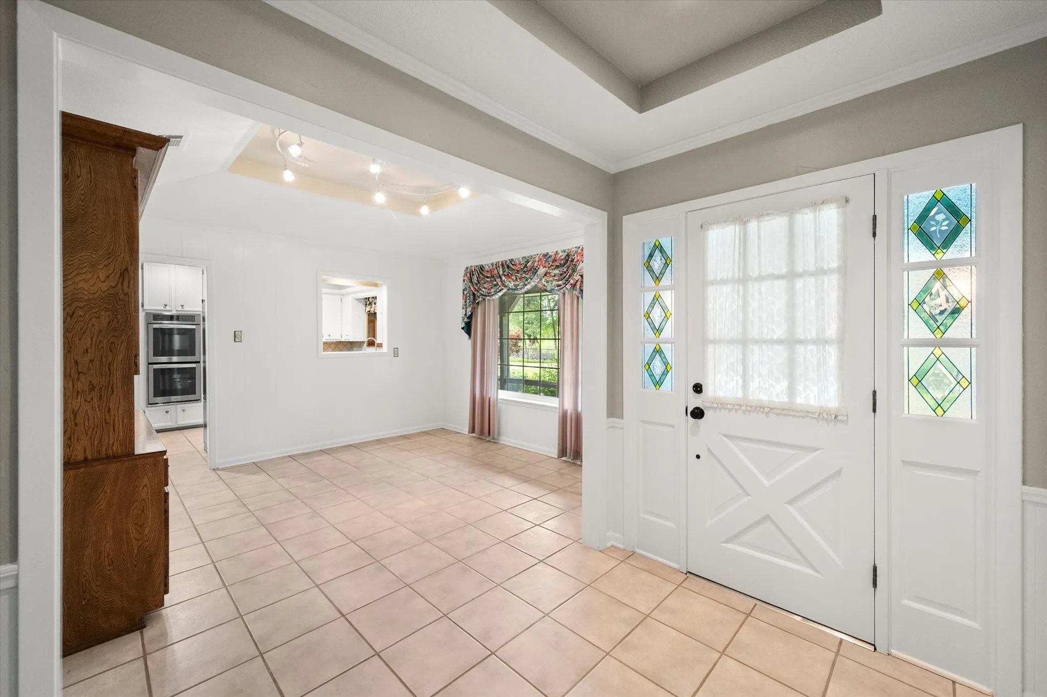 Single Family Residence For Sale in Navarro County , 3725 County Road 0004, Corsicana, Texas 75110, 4 Bedroom, 3 Bathroom, 2 Garage spaces, 2,340 Sqft, built in 1970, mls#21235623, Real Estate Agent in Corsicana, Homes For Sale in Navarro county, Homes For Sale in Corsicana, Realtor in Corsicana Texas, Real Estate Brokerage Independent Realty Texas, Luminita Cordes Realtor