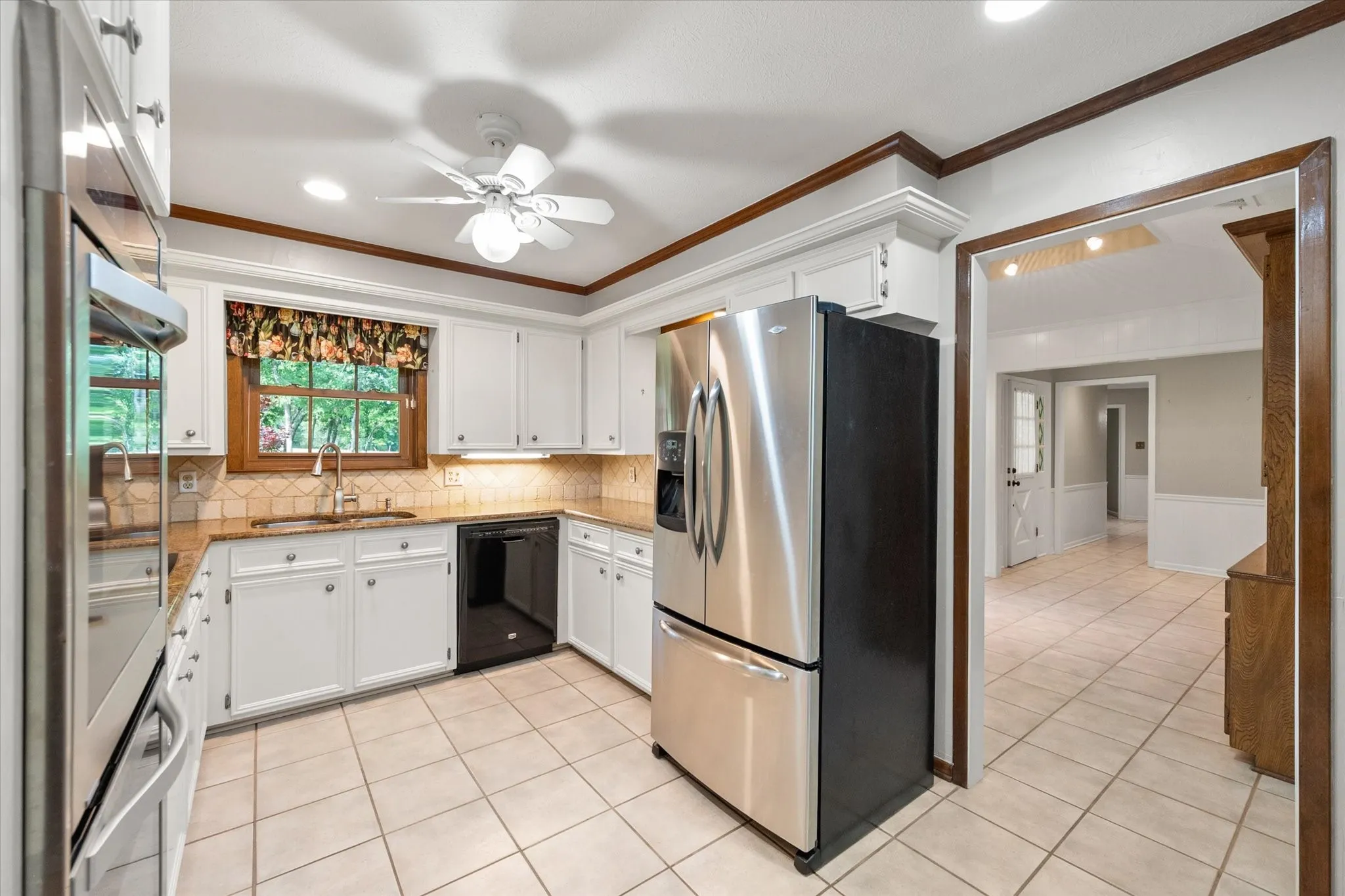 Single Family Residence For Sale in Navarro County , 3725 County Road 0004, Corsicana, Texas 75110, 4 Bedroom, 3 Bathroom, 2 Garage spaces, 2,340 Sqft, built in 1970, mls#21235623, Real Estate Agent in Corsicana, Homes For Sale in Navarro county, Homes For Sale in Corsicana, Realtor in Corsicana Texas, Real Estate Brokerage Independent Realty Texas, Luminita Cordes Realtor