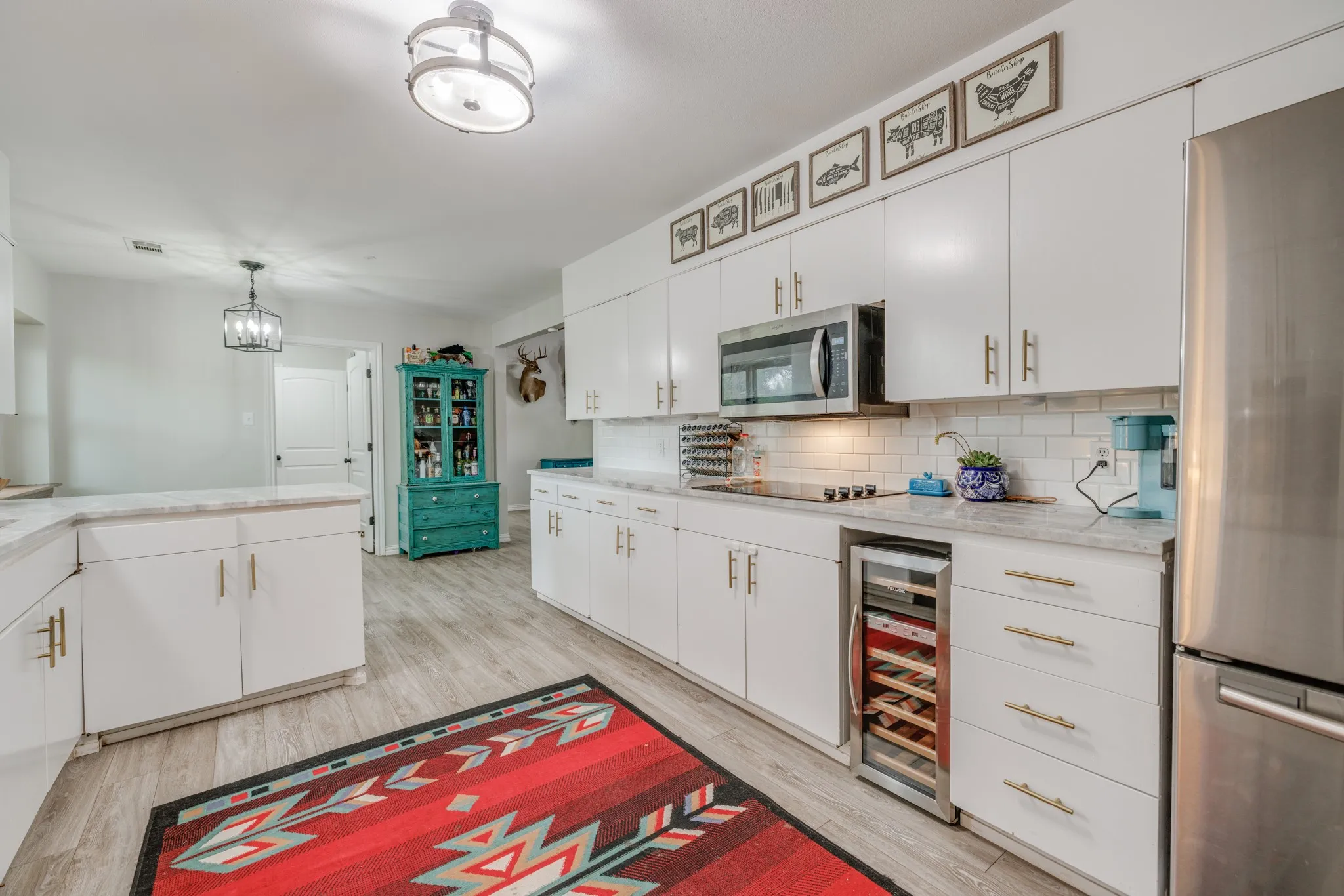 Single Family Residence For Sale in Taylor County , 636 Clark Road, Abilene, Texas 79602, 3 Bedroom, 2 Bathroom, 2 Garage spaces, 2,604 Sqft, built in 1977, Preowned, mls#21235643, Real Estate Agent in Abilene, Homes For Sale in Taylor county, Homes For Sale in Abilene, Realtor in Abilene Texas, Real Estate Brokerage Independent Realty Texas, Luminita Cordes Realtor