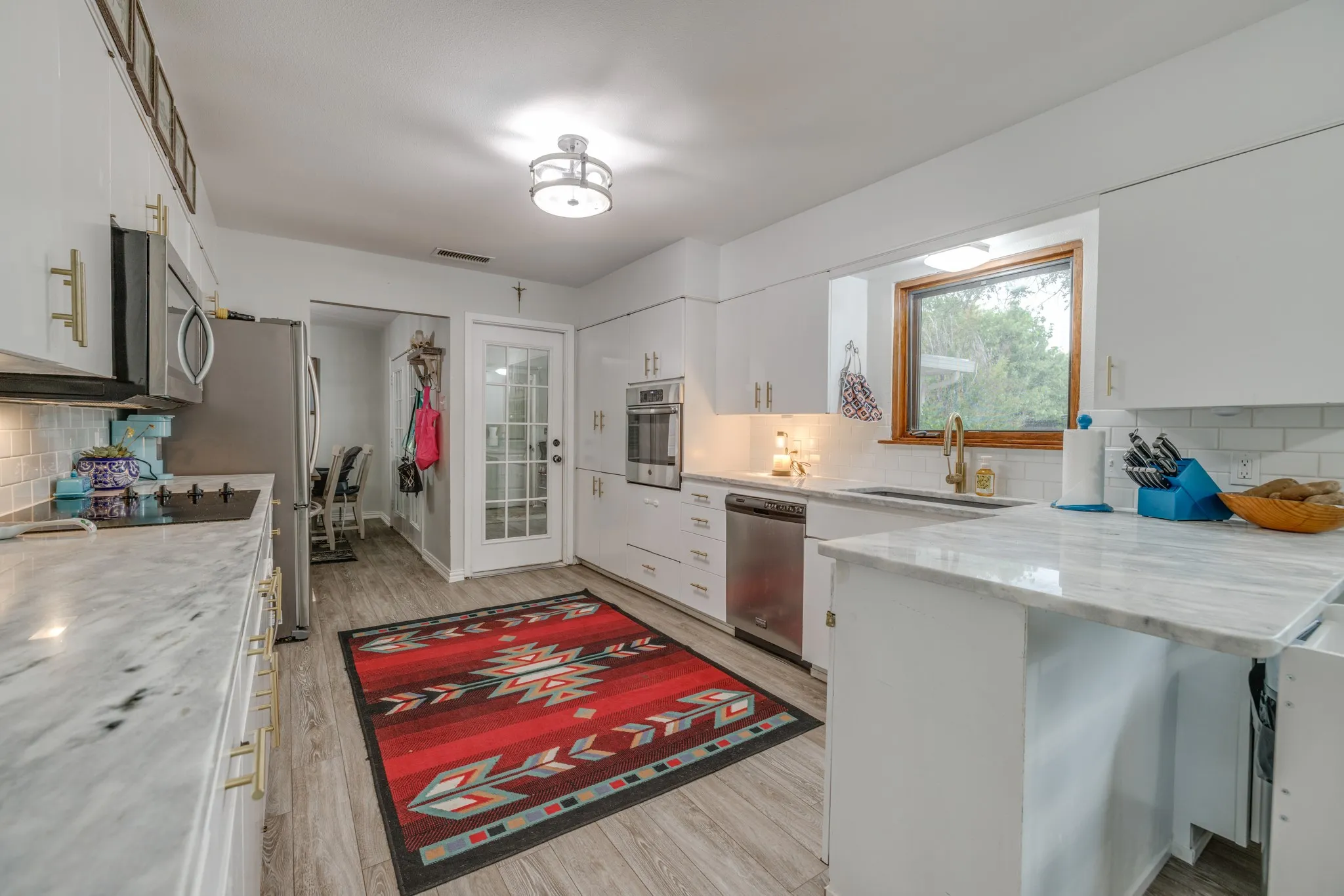 Single Family Residence For Sale in Taylor County , 636 Clark Road, Abilene, Texas 79602, 3 Bedroom, 2 Bathroom, 2 Garage spaces, 2,604 Sqft, built in 1977, Preowned, mls#21235643, Real Estate Agent in Abilene, Homes For Sale in Taylor county, Homes For Sale in Abilene, Realtor in Abilene Texas, Real Estate Brokerage Independent Realty Texas, Luminita Cordes Realtor