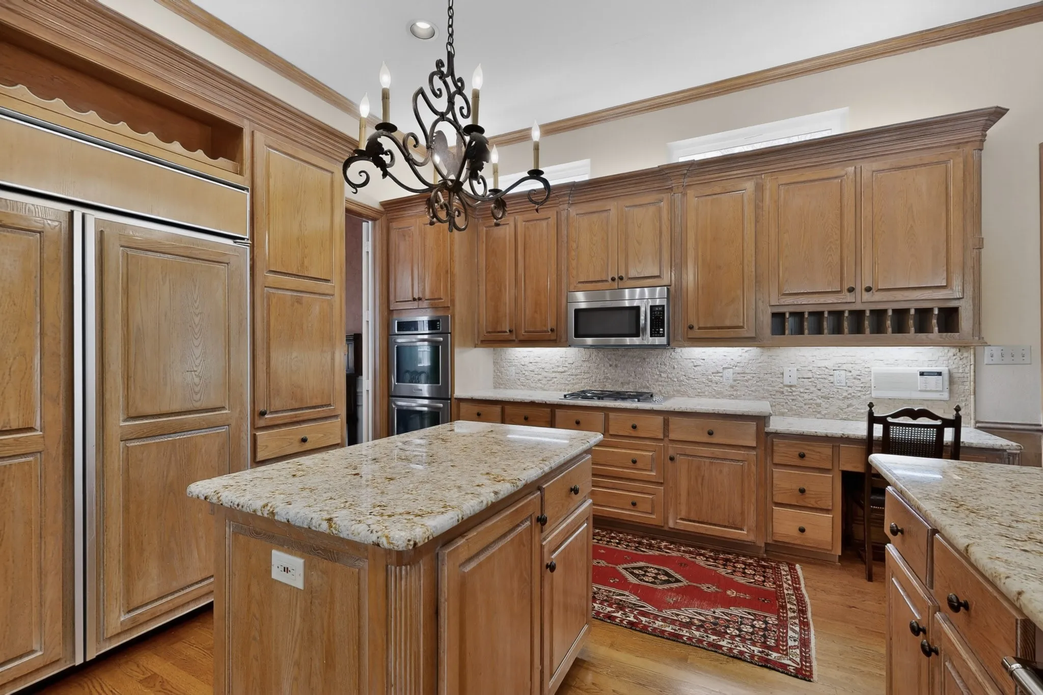 Single Family Residence For Sale in Collin County , 5709 Danmire Court, Plano, Texas 75093, 4 Bedroom, 5 Bathroom, 3 Garage spaces, 4,577 Sqft, built in 1996, Preowned, mls#21234589, Real Estate Agent in Plano, Homes For Sale in Collin county, Homes For Sale in Plano, Realtor in Plano Texas, Real Estate Brokerage Independent Realty Texas, Luminita Cordes Realtor