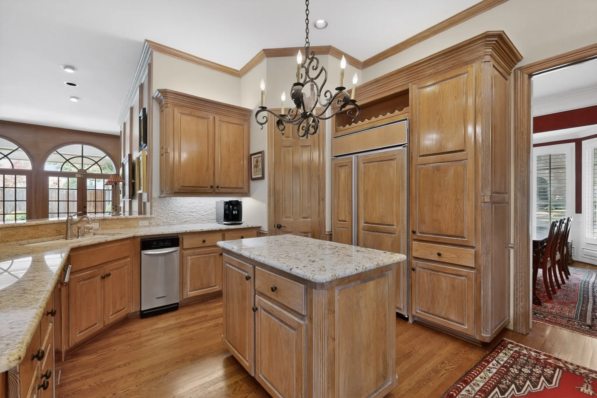 Single Family Residence For Sale in Collin County , 5709 Danmire Court, Plano, Texas 75093, 4 Bedroom, 5 Bathroom, 3 Garage spaces, 4,577 Sqft, built in 1996, Preowned, mls#21234589, Real Estate Agent in Plano, Homes For Sale in Collin county, Homes For Sale in Plano, Realtor in Plano Texas, Real Estate Brokerage Independent Realty Texas, Luminita Cordes Realtor