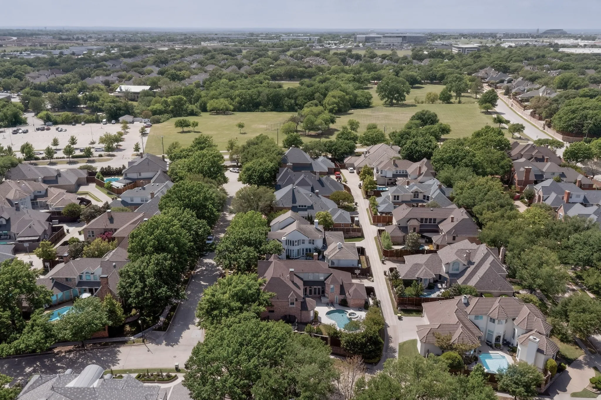 Single Family Residence For Sale in Collin County , 5709 Danmire Court, Plano, Texas 75093, 4 Bedroom, 5 Bathroom, 3 Garage spaces, 4,577 Sqft, built in 1996, Preowned, mls#21234589, Real Estate Agent in Plano, Homes For Sale in Collin county, Homes For Sale in Plano, Realtor in Plano Texas, Real Estate Brokerage Independent Realty Texas, Luminita Cordes Realtor
