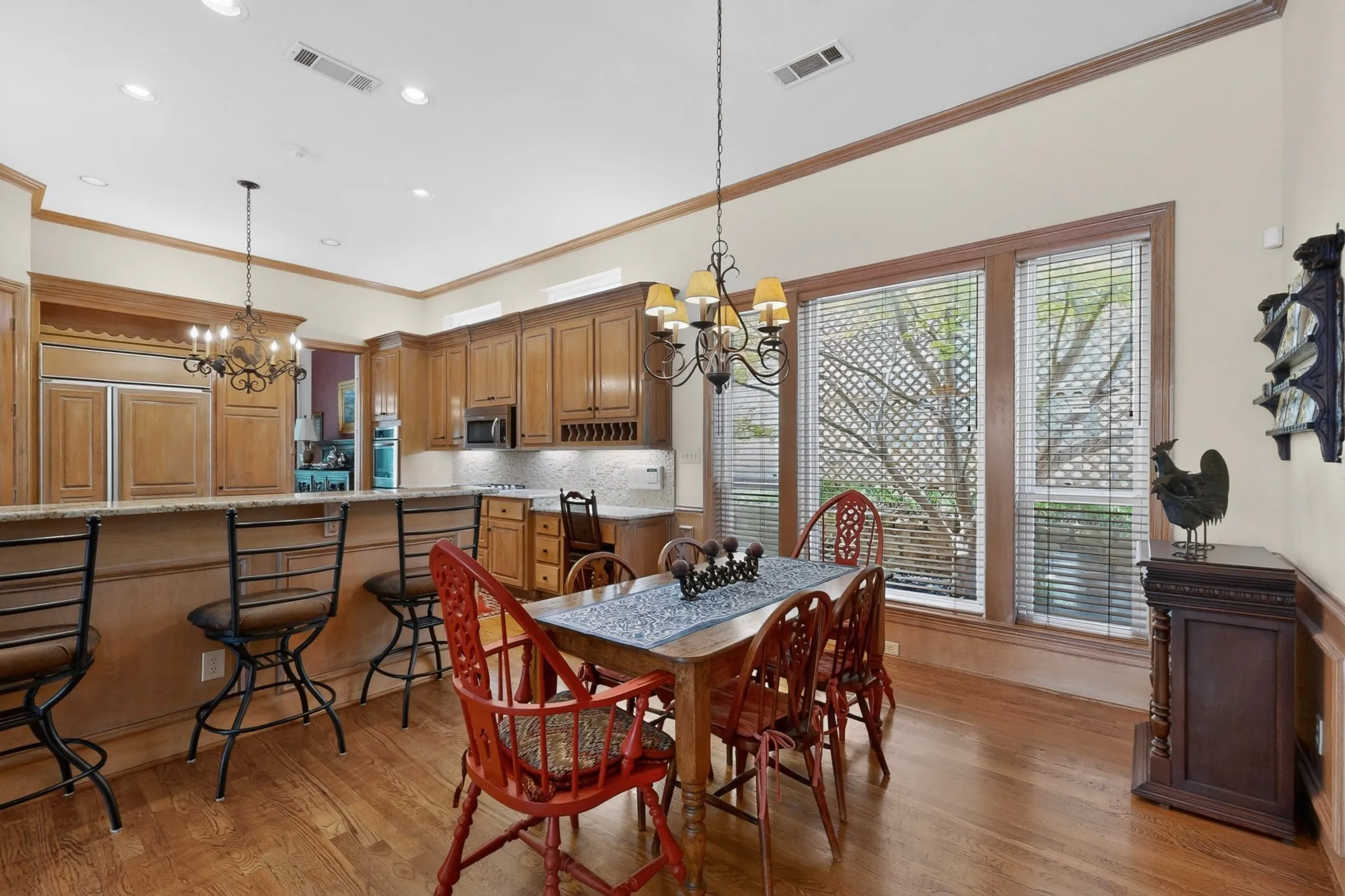 Single Family Residence For Sale in Collin County , 5709 Danmire Court, Plano, Texas 75093, 4 Bedroom, 5 Bathroom, 3 Garage spaces, 4,577 Sqft, built in 1996, Preowned, mls#21234589, Real Estate Agent in Plano, Homes For Sale in Collin county, Homes For Sale in Plano, Realtor in Plano Texas, Real Estate Brokerage Independent Realty Texas, Luminita Cordes Realtor