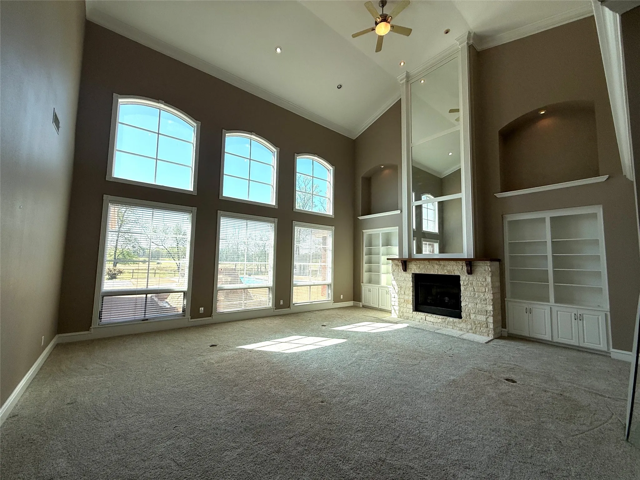 Single Family Residence For Sale in Titus County , 890 County Road 3240, Mt Pleasant, Texas 75455, 4 Bedroom, 5 Bathroom, 3 Garage spaces, 7,692 Sqft, built in 2002, Price $1,895,000, mls#21232776, Real Estate Agent in Mt Pleasant, Homes For Sale in Titus county, Homes For Sale in Mt Pleasant, Realtor in Mt Pleasant Texas, Real Estate Brokerage Independent Realty Texas, Luminita Cordes Realtor
