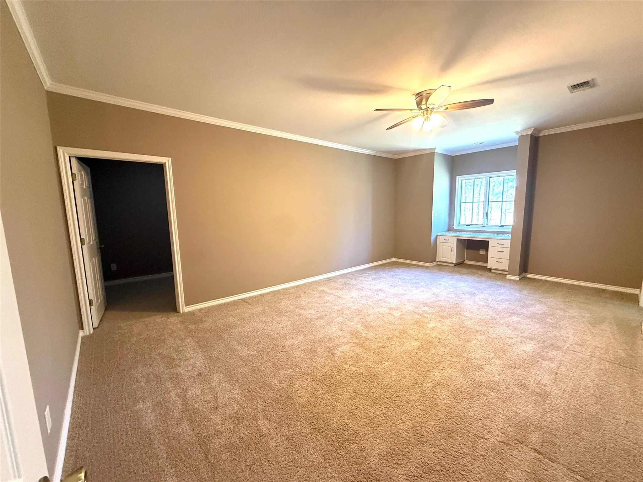 Single Family Residence For Sale in Titus County , 890 County Road 3240, Mt Pleasant, Texas 75455, 4 Bedroom, 5 Bathroom, 3 Garage spaces, 7,692 Sqft, built in 2002, Price $1,895,000, mls#21232776, Real Estate Agent in Mt Pleasant, Homes For Sale in Titus county, Homes For Sale in Mt Pleasant, Realtor in Mt Pleasant Texas, Real Estate Brokerage Independent Realty Texas, Luminita Cordes Realtor