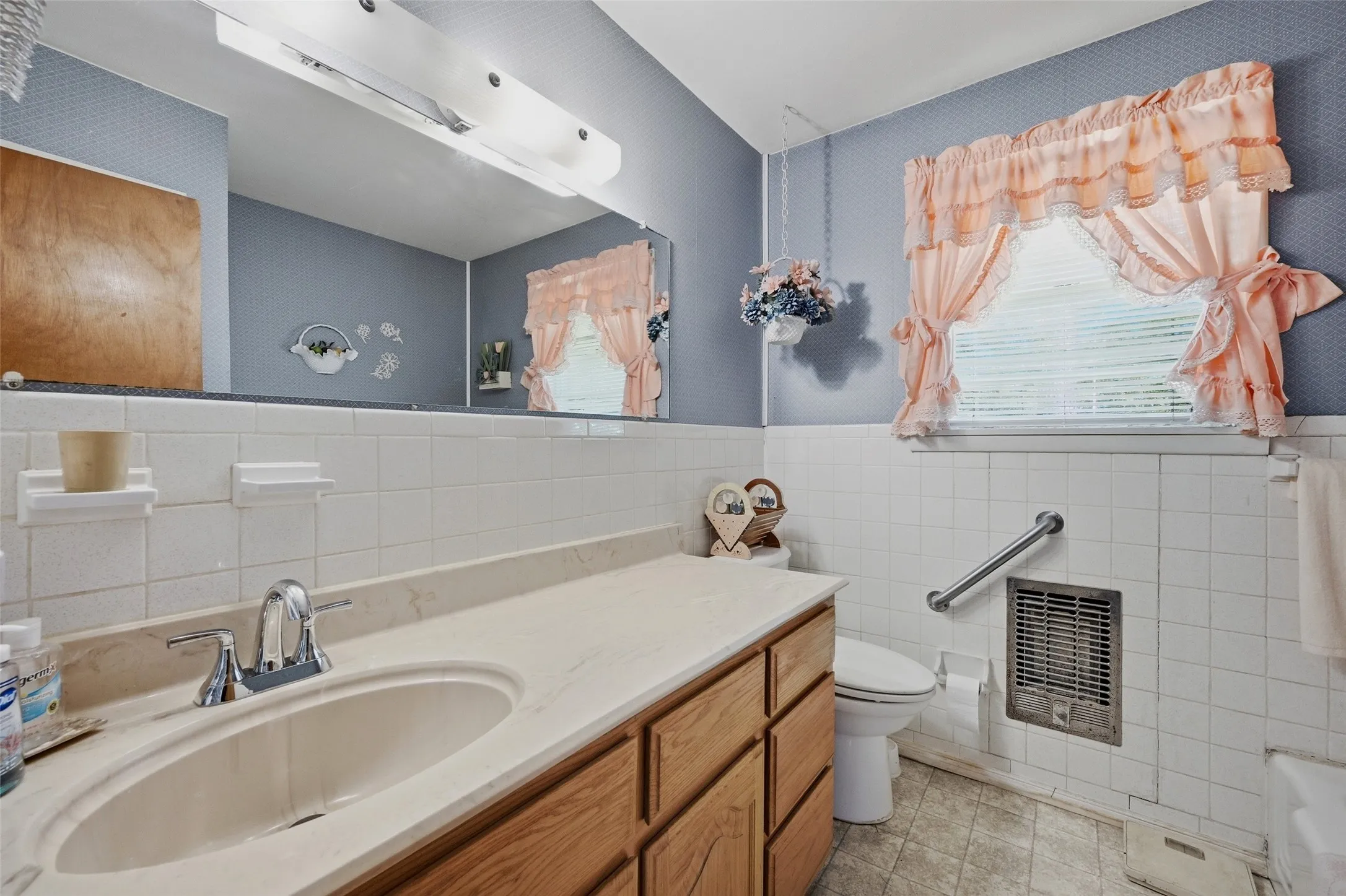Hall Bathroom