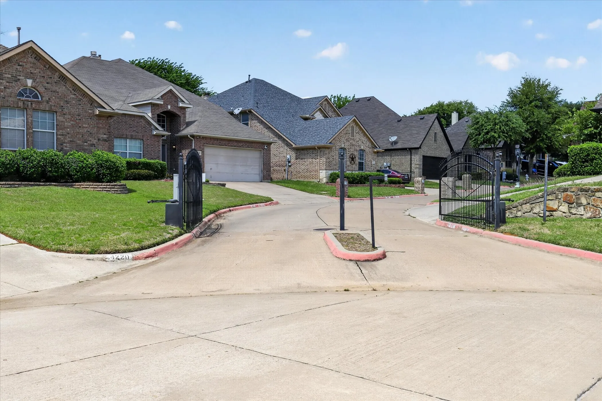 Gated entry/exit