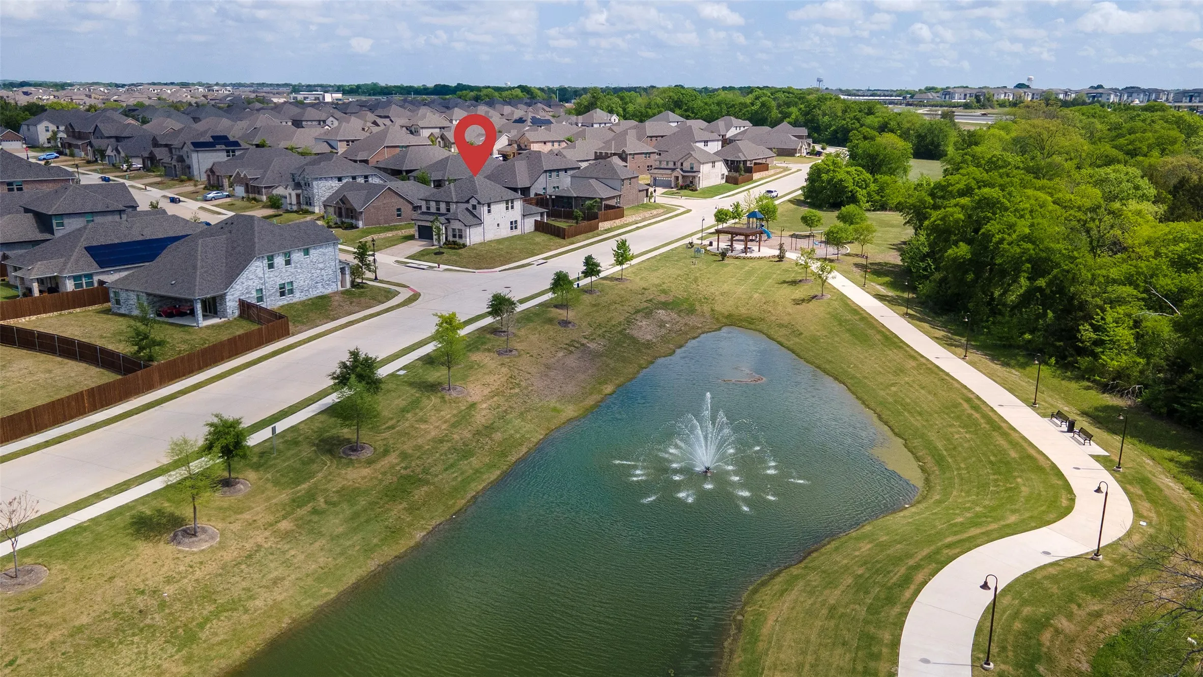 Convenient access to US-75 for commuting and daily travel