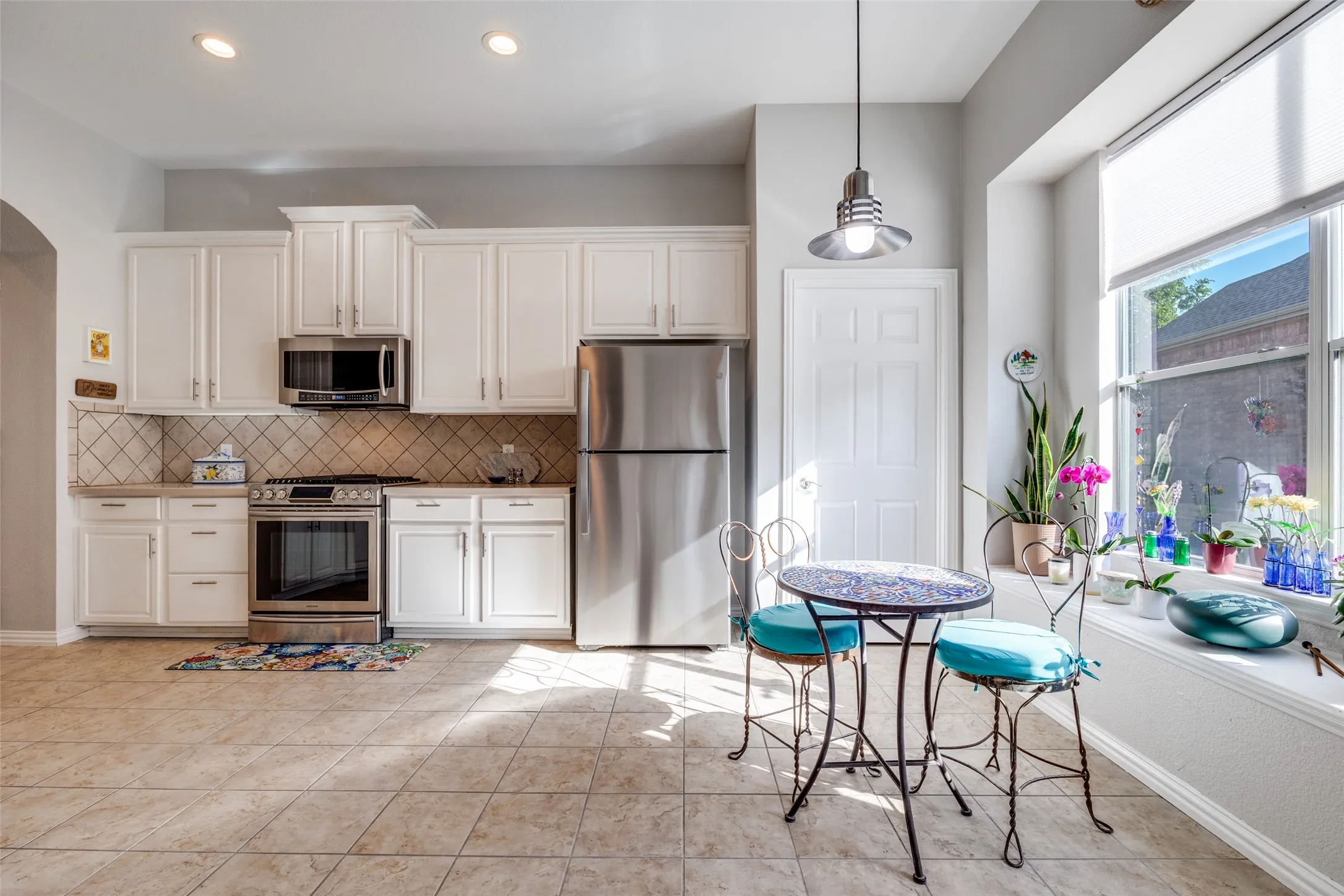 Single Family Residence For Sale in Collin County , 1304 Quaker Drive, Fairview, Texas 75069, 2 Bedrooms, 2 Bathrooms, 2 Garage spaces, 1,849 Sqft, built in 2006, Preowned, Price $432,000, mls#21235696, Real Estate Agent in Fairview, Homes For Sale in Collin county, Homes For Sale in Fairview, Realtor in Fairview Texas, Real Estate Brokerage Independent Realty Texas, Luminita Cordes Realtor