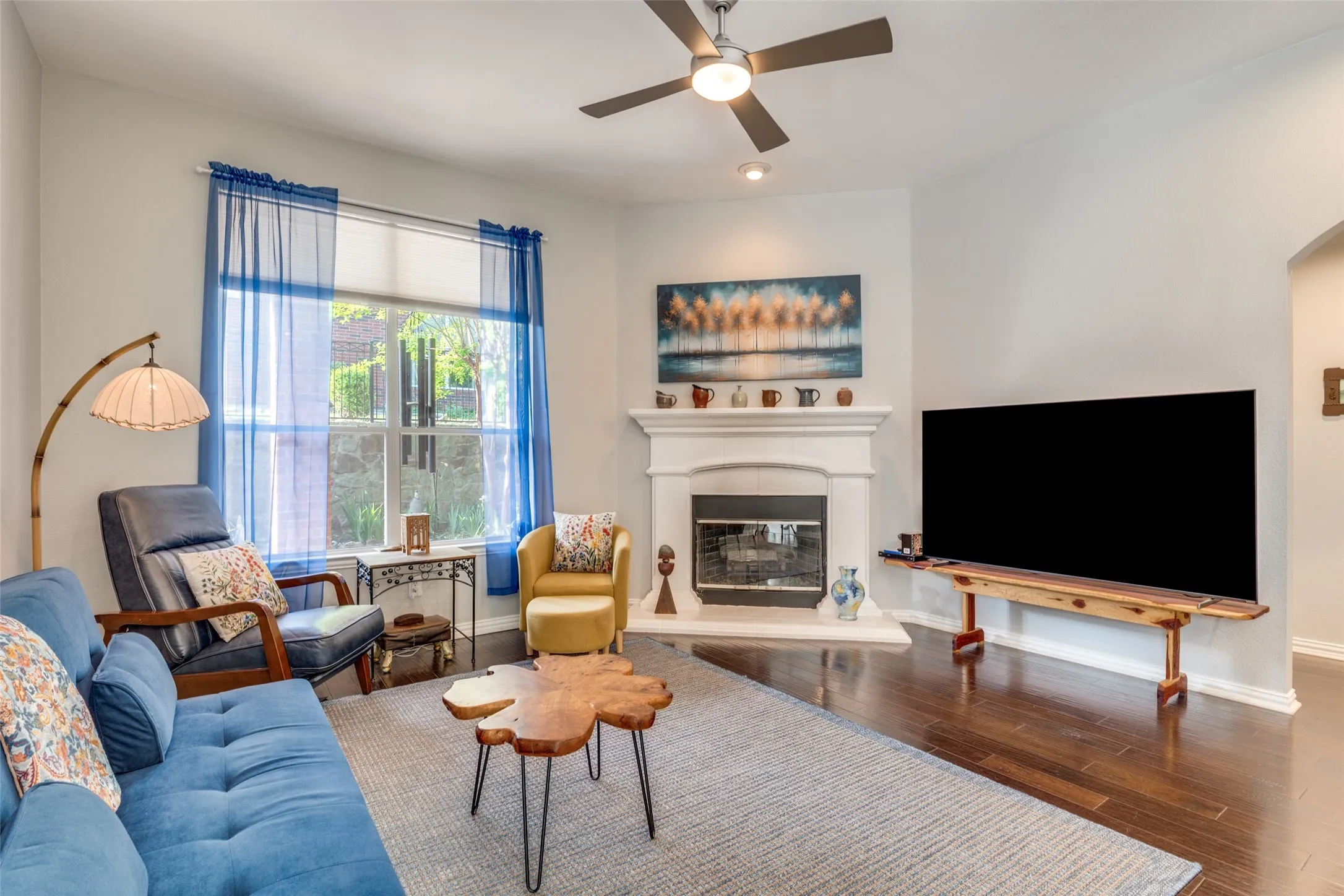 Single Family Residence For Sale in Collin County , 1304 Quaker Drive, Fairview, Texas 75069, 2 Bedrooms, 2 Bathrooms, 2 Garage spaces, 1,849 Sqft, built in 2006, Preowned, Price $432,000, mls#21235696, Real Estate Agent in Fairview, Homes For Sale in Collin county, Homes For Sale in Fairview, Realtor in Fairview Texas, Real Estate Brokerage Independent Realty Texas, Luminita Cordes Realtor