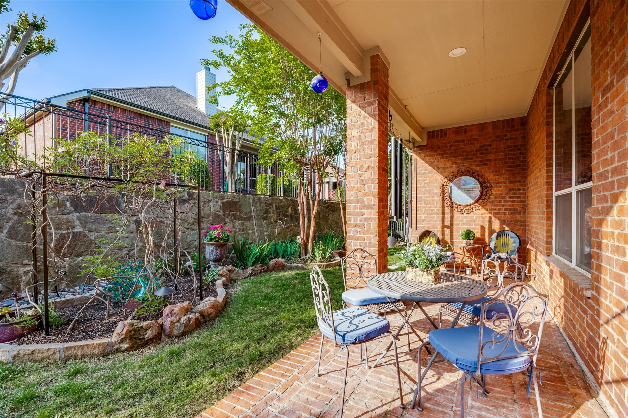 Single Family Residence For Sale in Collin County , 1304 Quaker Drive, Fairview, Texas 75069, 2 Bedrooms, 2 Bathrooms, 2 Garage spaces, 1,849 Sqft, built in 2006, Preowned, Price $432,000, mls#21235696, Real Estate Agent in Fairview, Homes For Sale in Collin county, Homes For Sale in Fairview, Realtor in Fairview Texas, Real Estate Brokerage Independent Realty Texas, Luminita Cordes Realtor