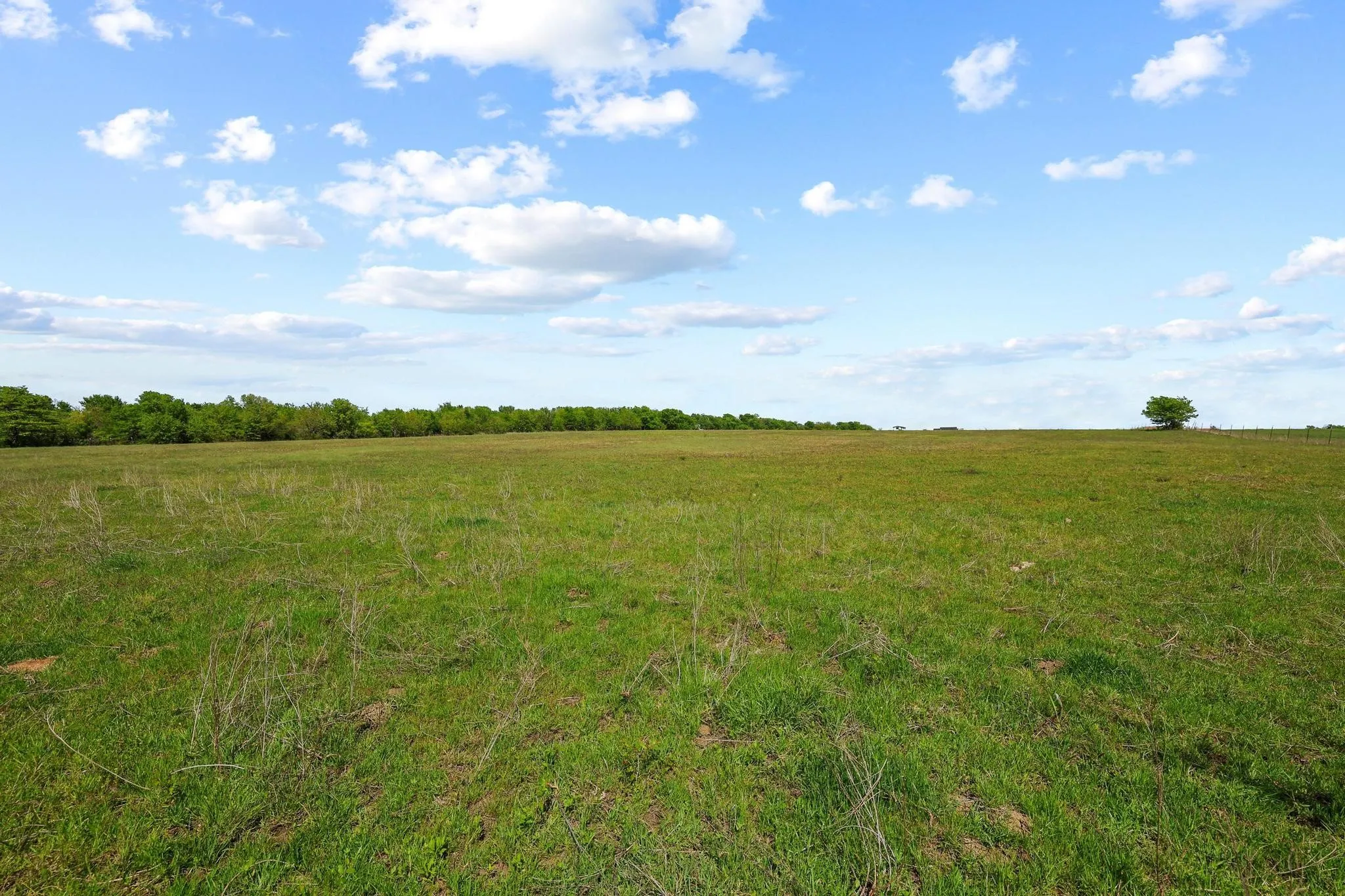 Unimproved Land For Sale in Grayson County , TBD Airport Dr, Denison, Texas 75020, 0, 0, Garage spaces, 0 Sqft, built in 0, Price $499,900, mls#21231434, Real Estate Agent in Denison, Homes For Sale in Grayson county, Homes For Sale in Denison, Realtor in Denison Texas, Real Estate Brokerage Independent Realty Texas, Luminita Cordes Realtor