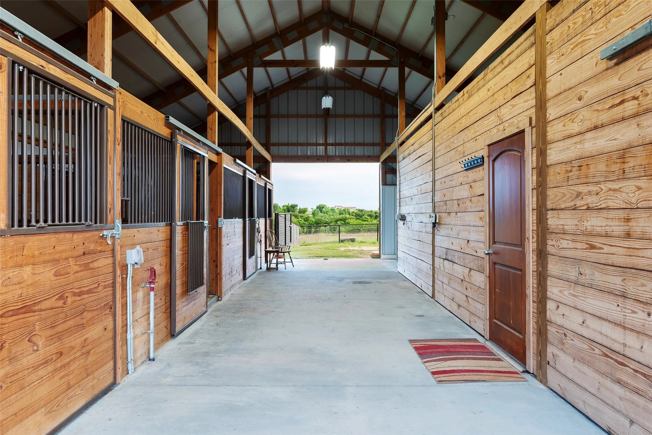 Farm For Sale in Tarrant County , 11503 E Rocky Creek Road, Crowley, Texas 76036, 5 Bedroom, 5 Bathroom, 3 Garage spaces, 4,329 Sqft, built in 2017, Preowned, mls#21230022, Real Estate Agent in Crowley, Homes For Sale in Tarrant county, Homes For Sale in Crowley, Realtor in Crowley Texas, Real Estate Brokerage Independent Realty Texas, Luminita Cordes Realtor