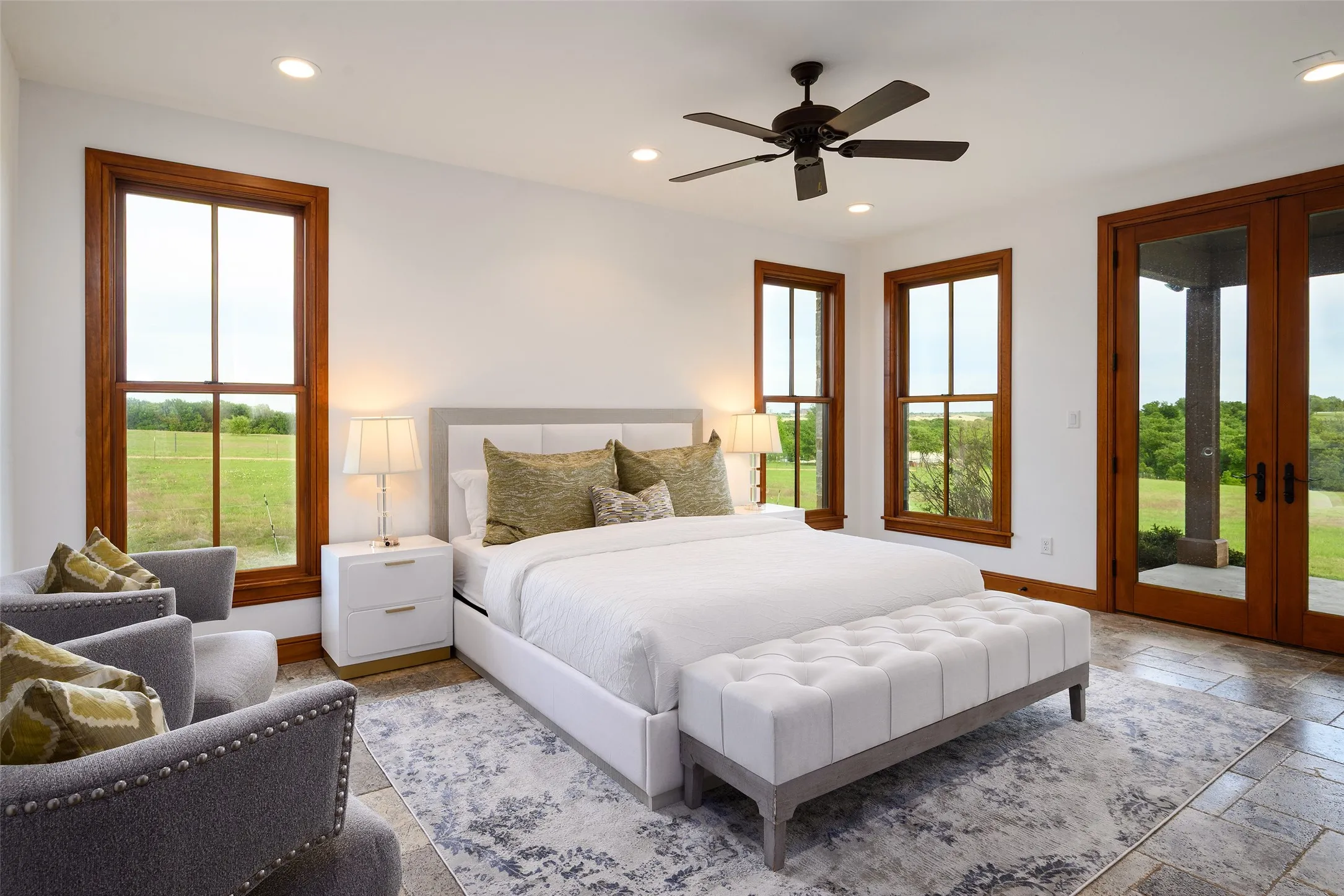 Farm For Sale in Tarrant County , 11503 E Rocky Creek Road, Crowley, Texas 76036, 5 Bedroom, 5 Bathroom, 3 Garage spaces, 4,329 Sqft, built in 2017, Preowned, mls#21230022, Real Estate Agent in Crowley, Homes For Sale in Tarrant county, Homes For Sale in Crowley, Realtor in Crowley Texas, Real Estate Brokerage Independent Realty Texas, Luminita Cordes Realtor
