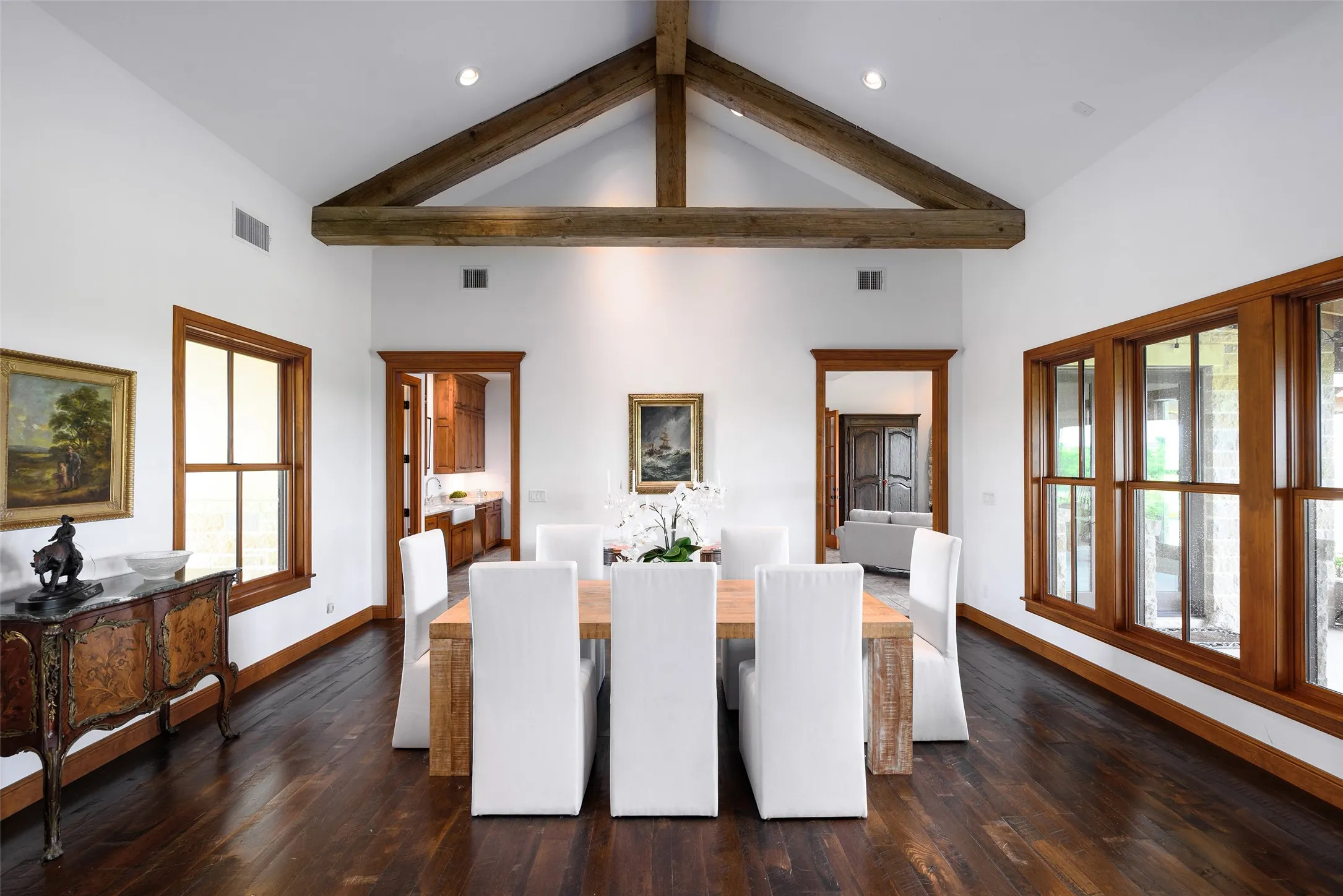 Farm For Sale in Tarrant County , 11503 E Rocky Creek Road, Crowley, Texas 76036, 5 Bedroom, 5 Bathroom, 3 Garage spaces, 4,329 Sqft, built in 2017, Preowned, mls#21230022, Real Estate Agent in Crowley, Homes For Sale in Tarrant county, Homes For Sale in Crowley, Realtor in Crowley Texas, Real Estate Brokerage Independent Realty Texas, Luminita Cordes Realtor